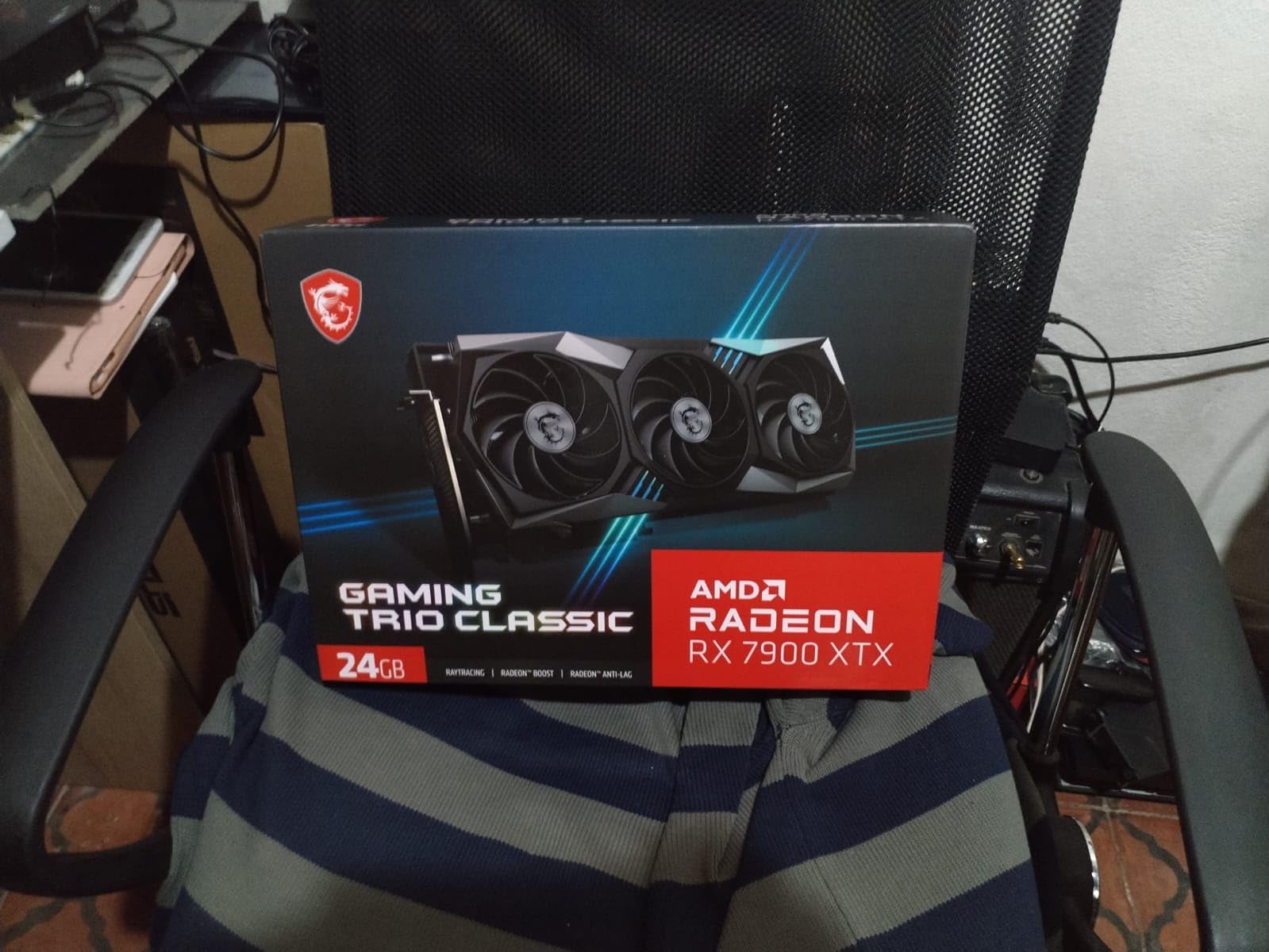 MSI Radeon RX 7900 XTX Gaming Trio Classic 24G 384-Bit HDMI/DP Torx Fan 4 AMD RDNA 3 Graphics Card customer photo 1