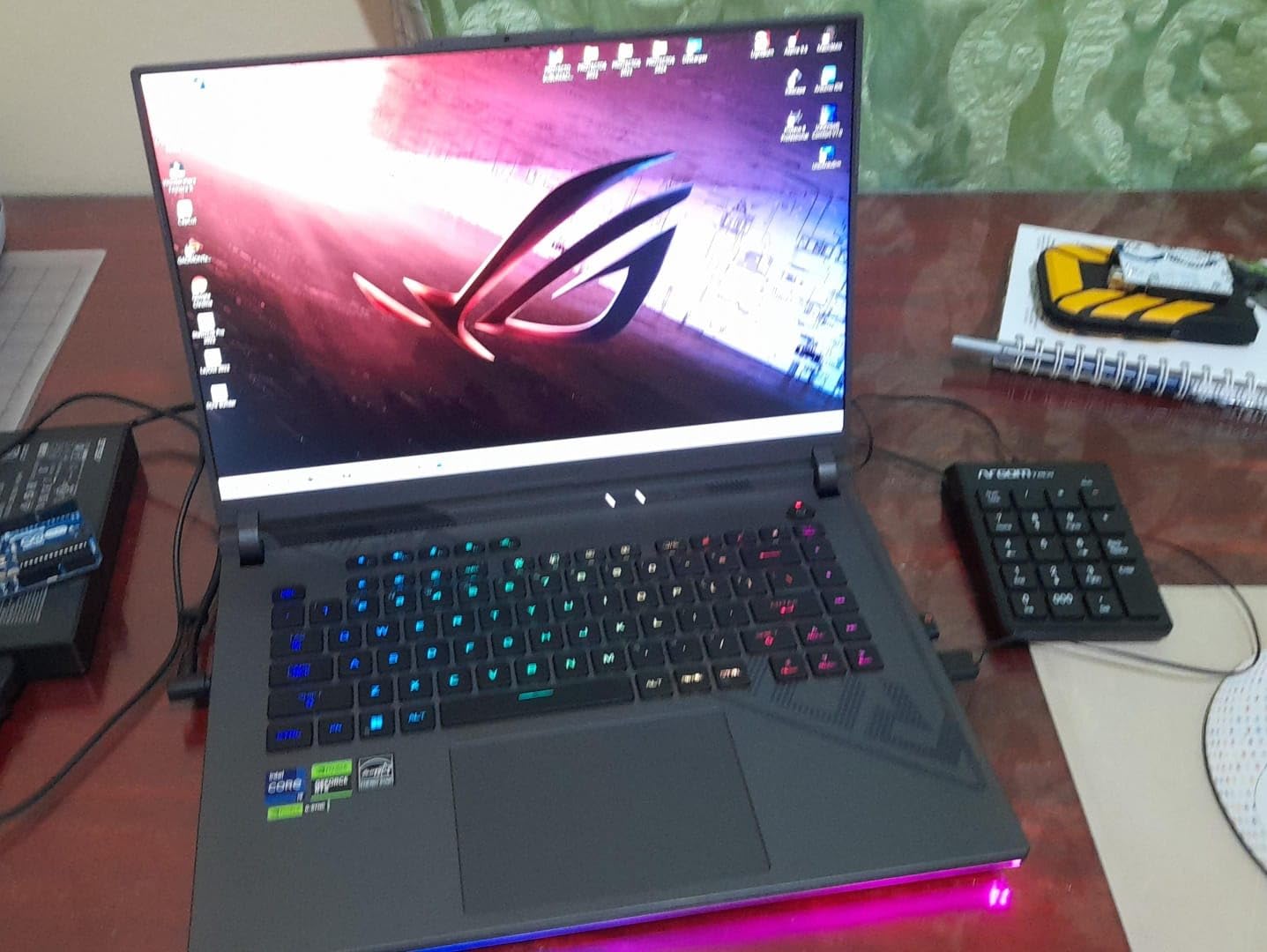 ASUS ROG Strix G16 (2023) Gaming Laptop, 16