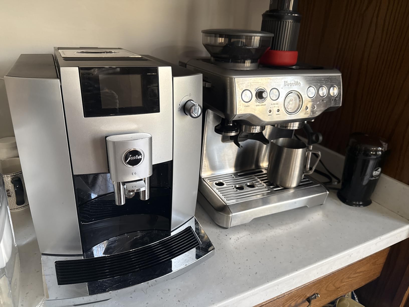 Jura E6 Platinum 15465 Automatic Coffee Machine customer photo 2