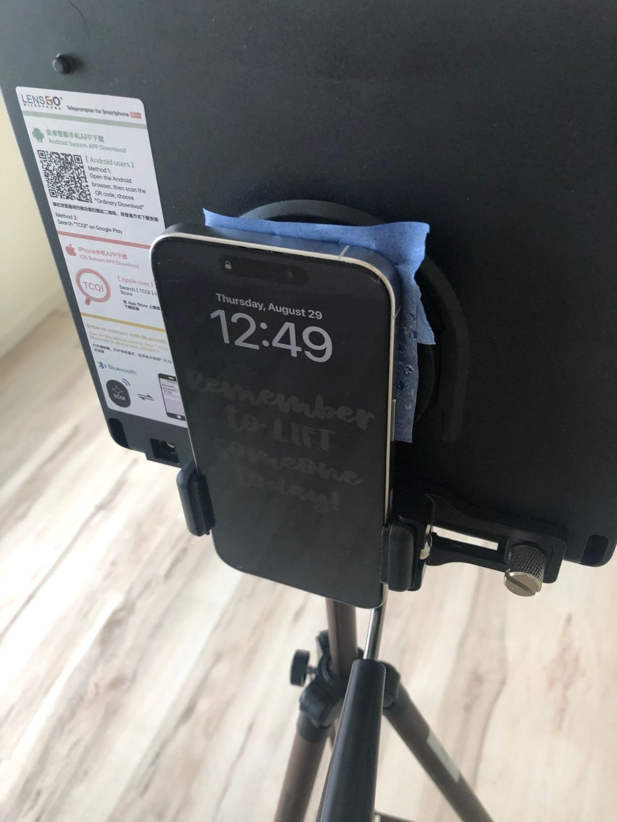 LENSGO TC7S Portable Teleprompter for Phone, 9.7 inches One-Second Fold Mini Teleprompter with Remote Control, App Compatible with iPhone & Android for Online Teaching Vlog Live Streaming Interview customer photo 1