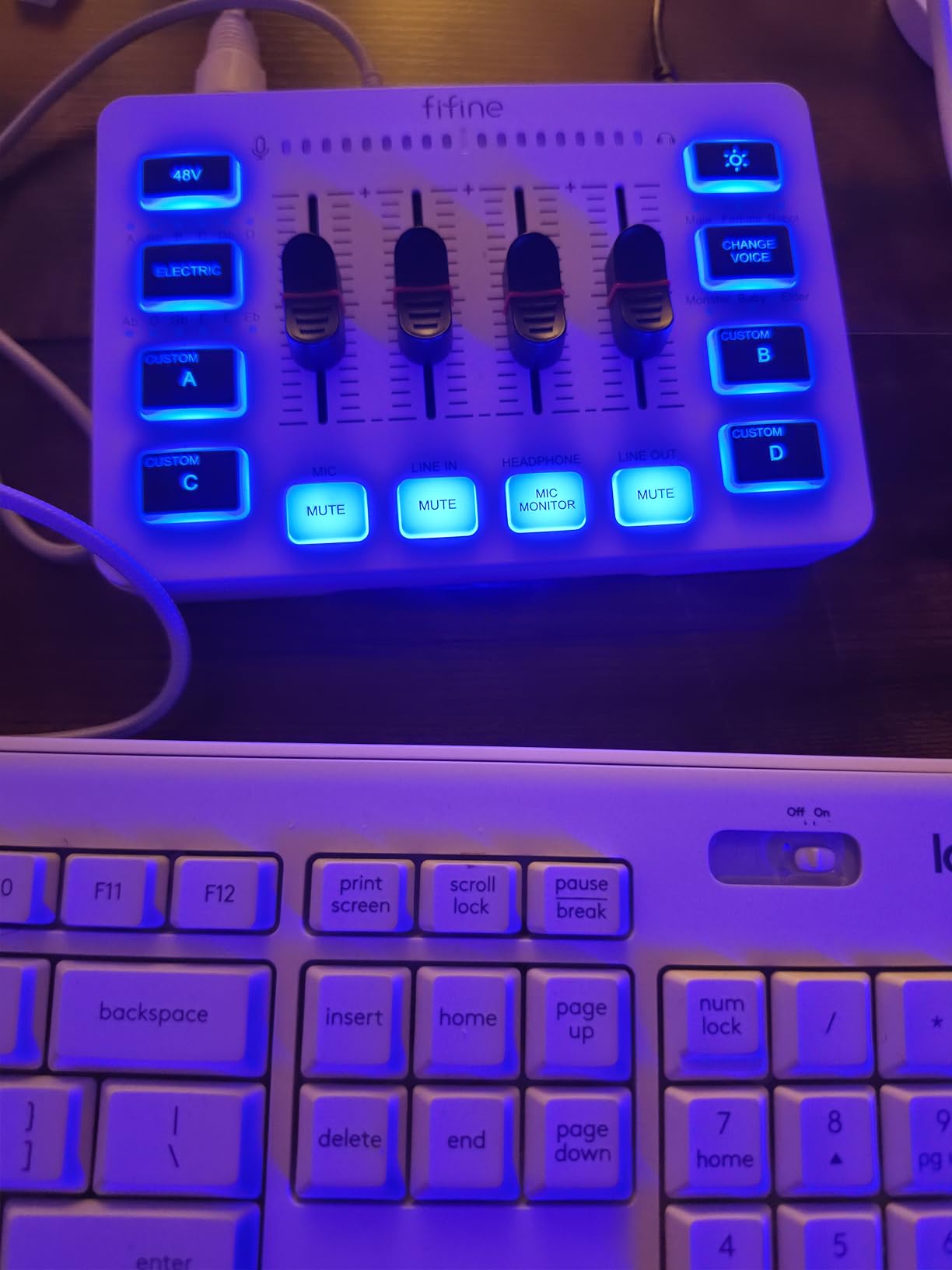 FIFINE Gaming Audio Mixer, Streaming RGB PC Mixer with XLR Microphone Interface, Individual Control, Volume Fader, Mute Button, 48V Phantom Power, for Podcast/Recording/Vocal/Game Voice-AmpliGame SC3 customer photo 1