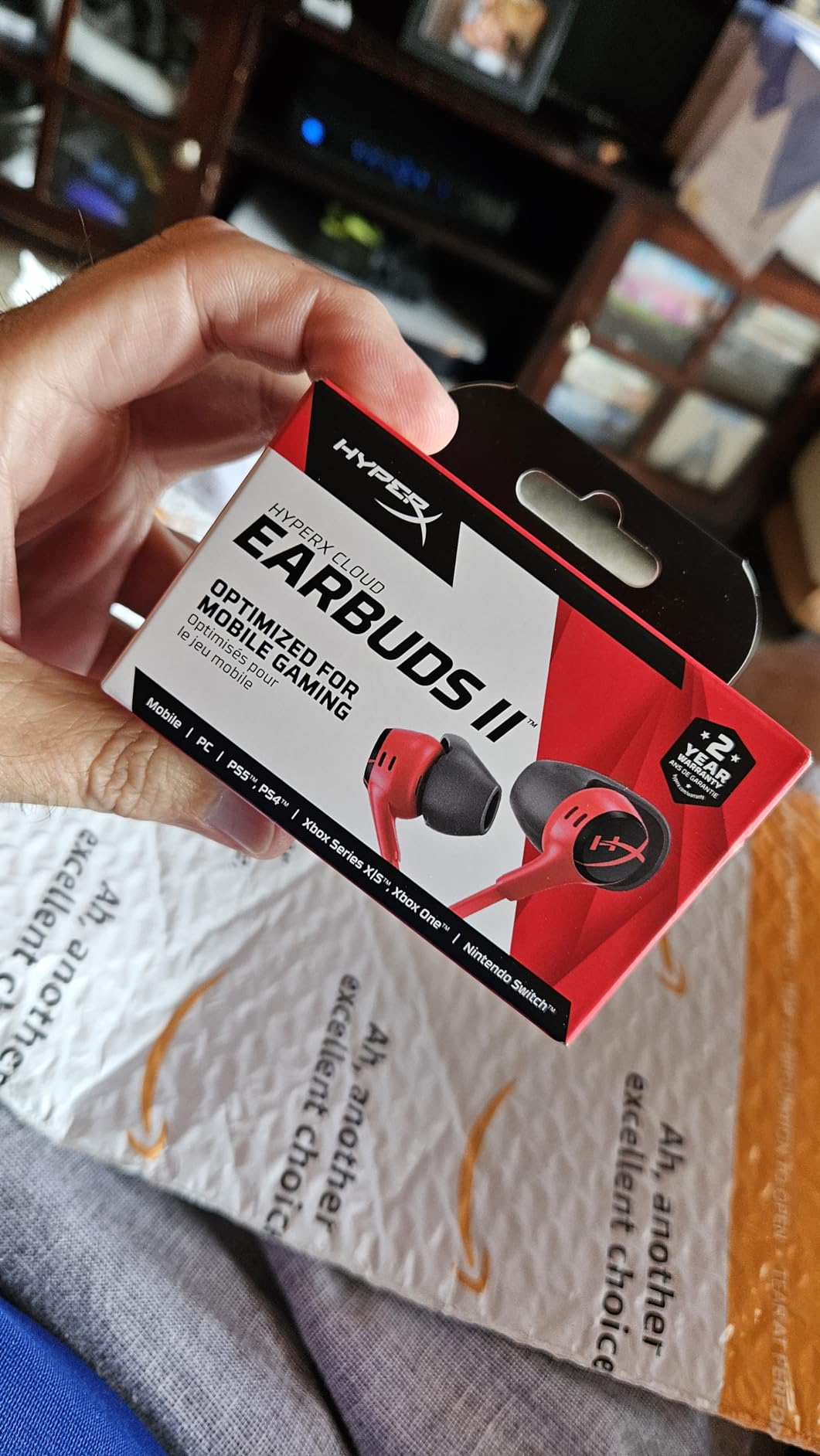 HyperX Cloud Earbuds II - 14mm Drivers, Four Eartips, Hard-Shell Carrying Case, Low-Profile 90-Degree Plug, 3.5mm Plug, Built-in Microphone, Multi-Function Button customer photo 2