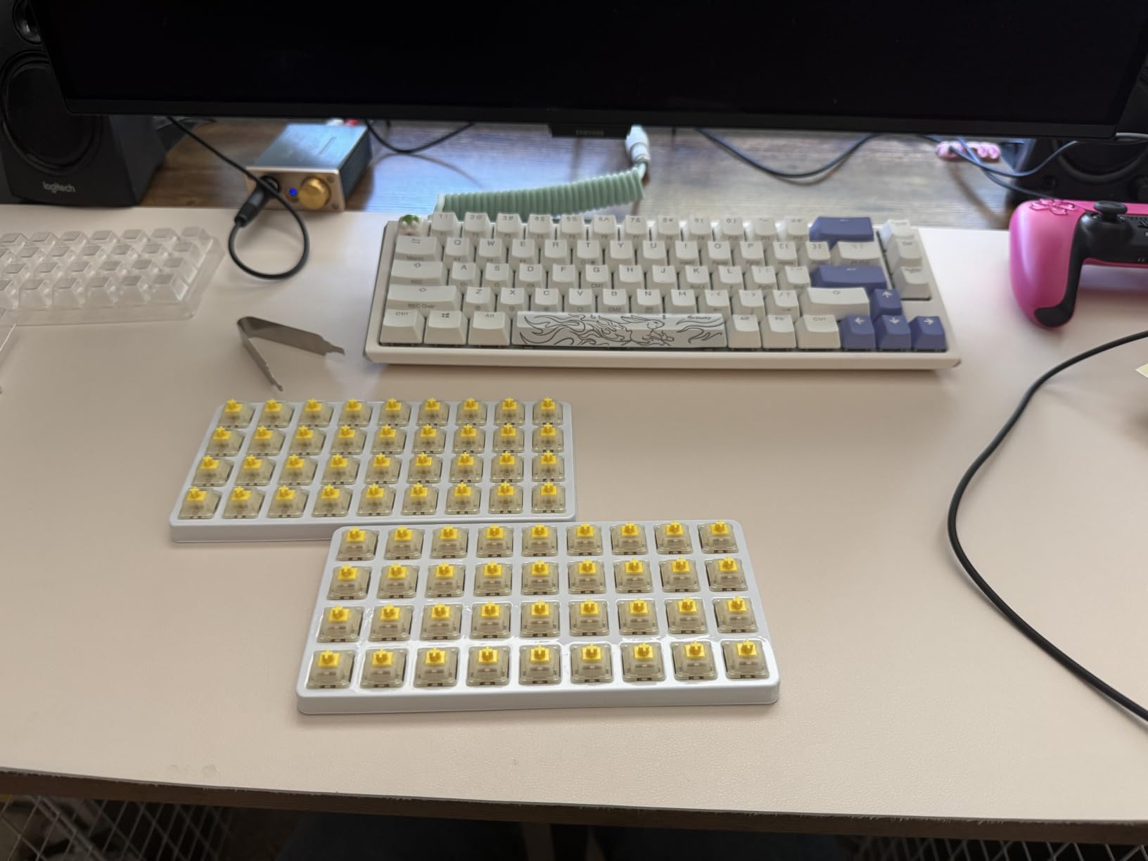 Gateron Milky Yellow Pro V2 Linear Keyboard Switches Pre-lubed 5-Pin 50gf for All MX Mechanical Keyboard Game Keyboard (Milky Yellow Pro V2, 36PCS) customer photo 2