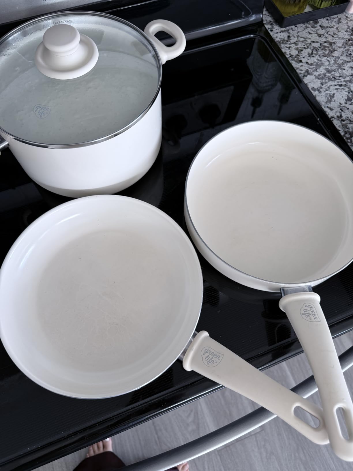GreenLife Soft Grip 16 Piece Cookware Set, Non-Toxic PFAS-Free Ceramic Nonstick, Frying, Sauce, Saute, Utensils, Glass Lids, Stay-Cool Handles, Wobble Free, Dishwasher & Oven Safe, Cream customer photo 2