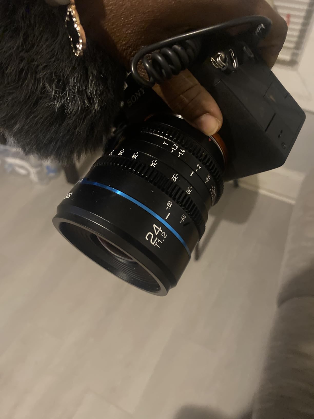 SIRUI Night Walker 24mm S35 Manual Focus Cine Lens T1.2 for E Mount Cameras customer photo 1