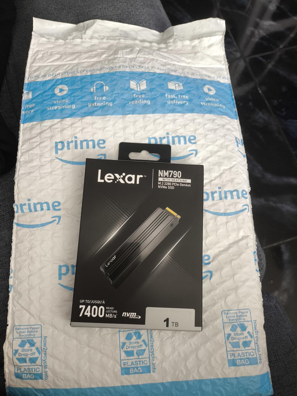 Lexar 2TB NM790 SSD with Heatsink PCIe Gen4 NVMe M.2 2280 Internal Solid State Drive, Up to 7400/6500 MB/s Read/Write, Compatible with PS5, for Gamers and Creators, Black (LNM790X002T-RN9NU) customer photo 1