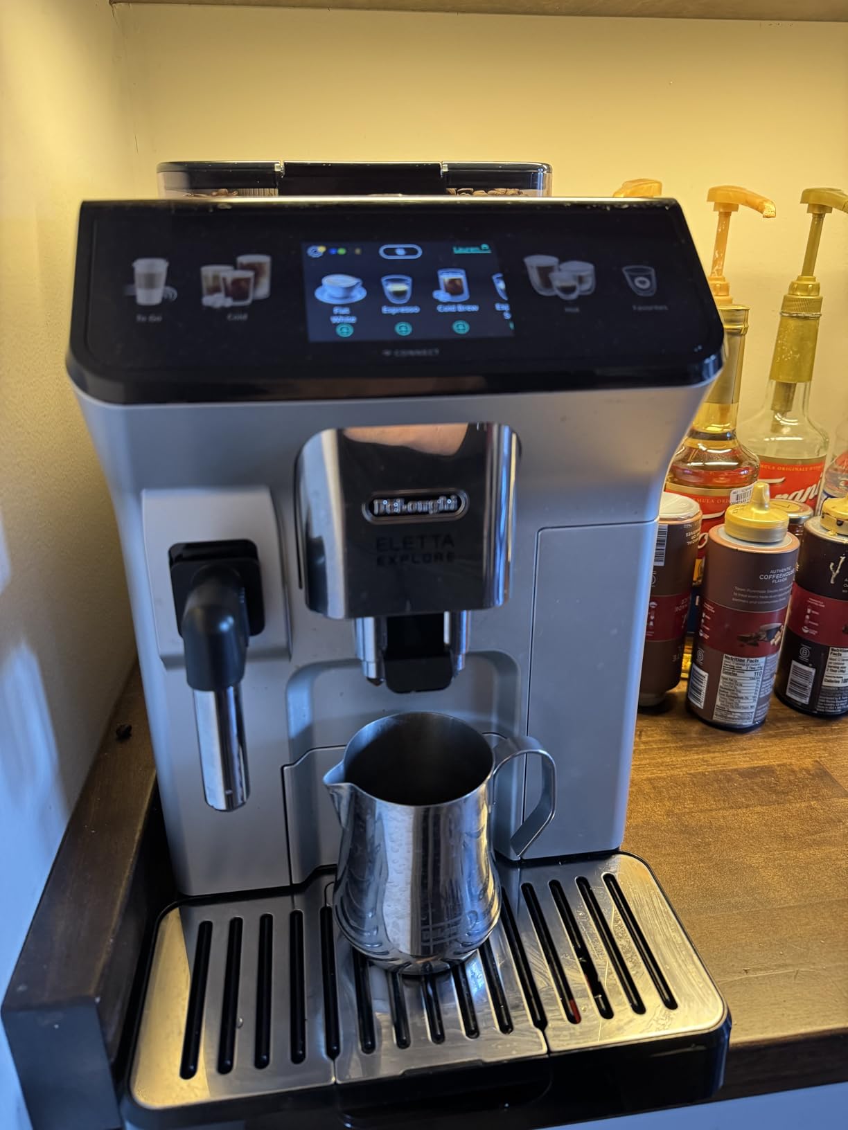 De'Longhi Eletta Explore Espresso Machine with Cold Brew, Hot & Cold Milk Frother - 50+ Recipes, Built in Grinder, Smartphone Compatible with Bean Adapt Technology for Ideal Extraction, 3.8 Pounds customer photo 1