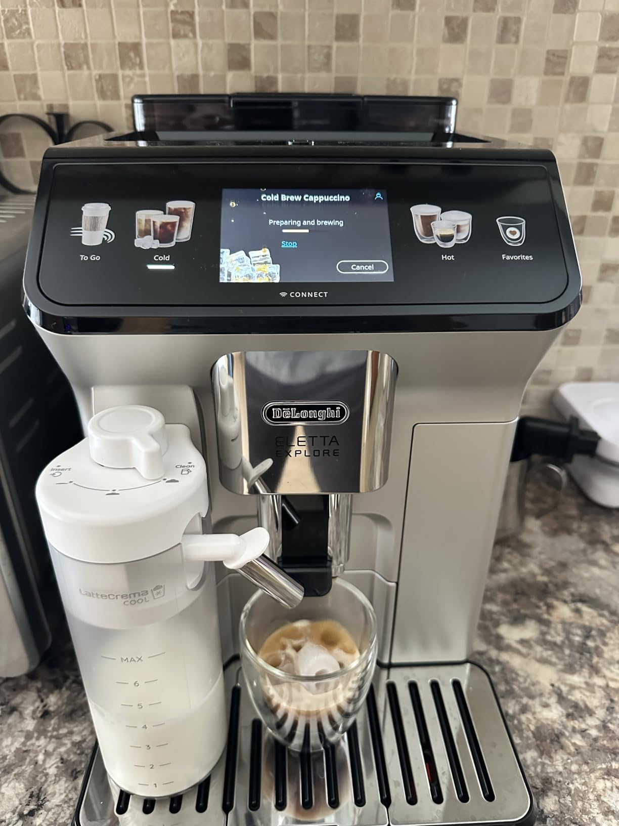De'Longhi Eletta Explore Espresso Machine with Cold Brew, Hot & Cold Milk Frother - 50+ Recipes, Built in Grinder, Smartphone Compatible with Bean Adapt Technology for Ideal Extraction, 3.8 Pounds customer photo 2