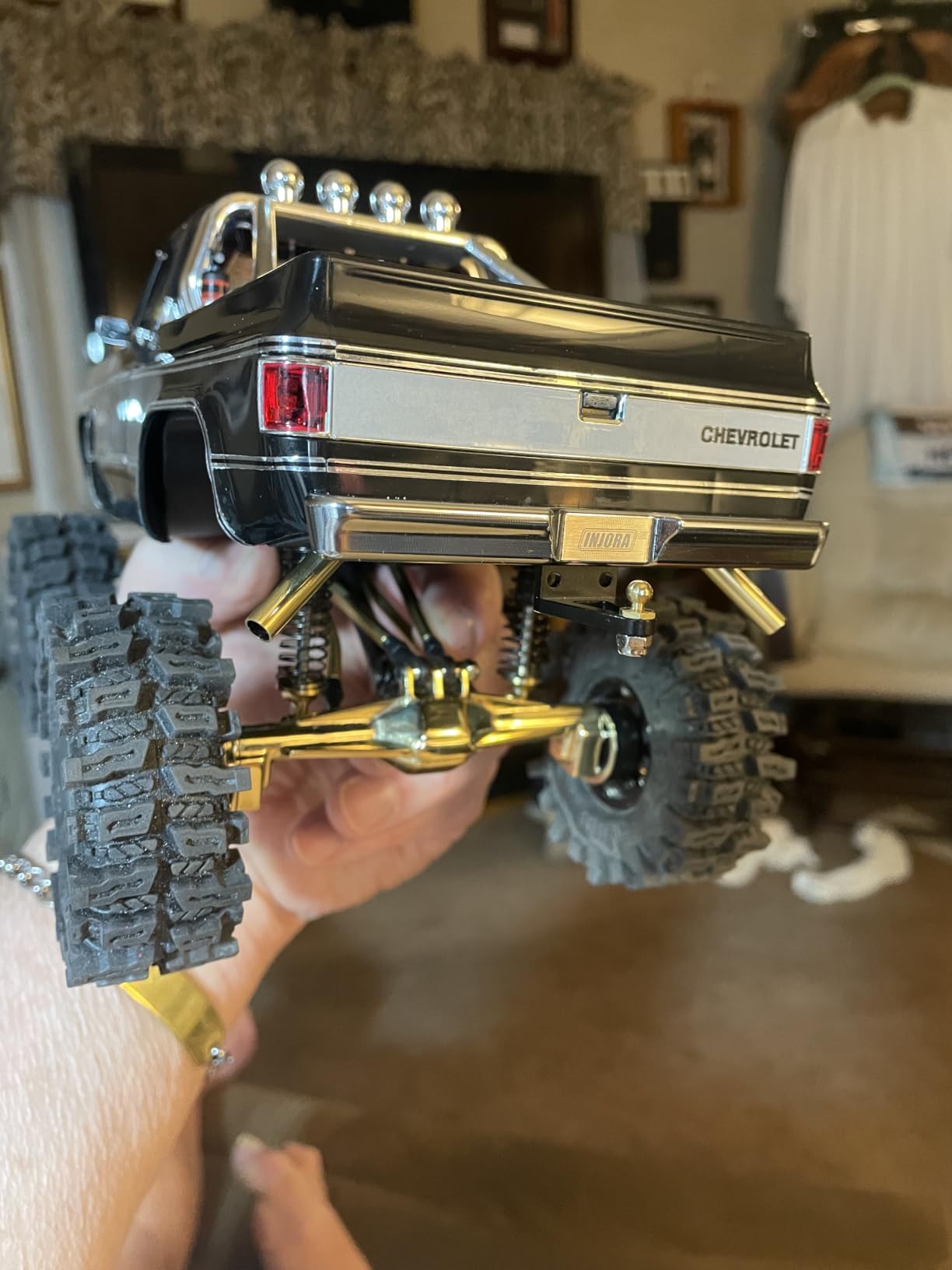 Traxxas 97064-1-BLK - TRX-4M Chevy K10 High Trail 1/18 4X4 Crawler RTR, Black customer photo 1