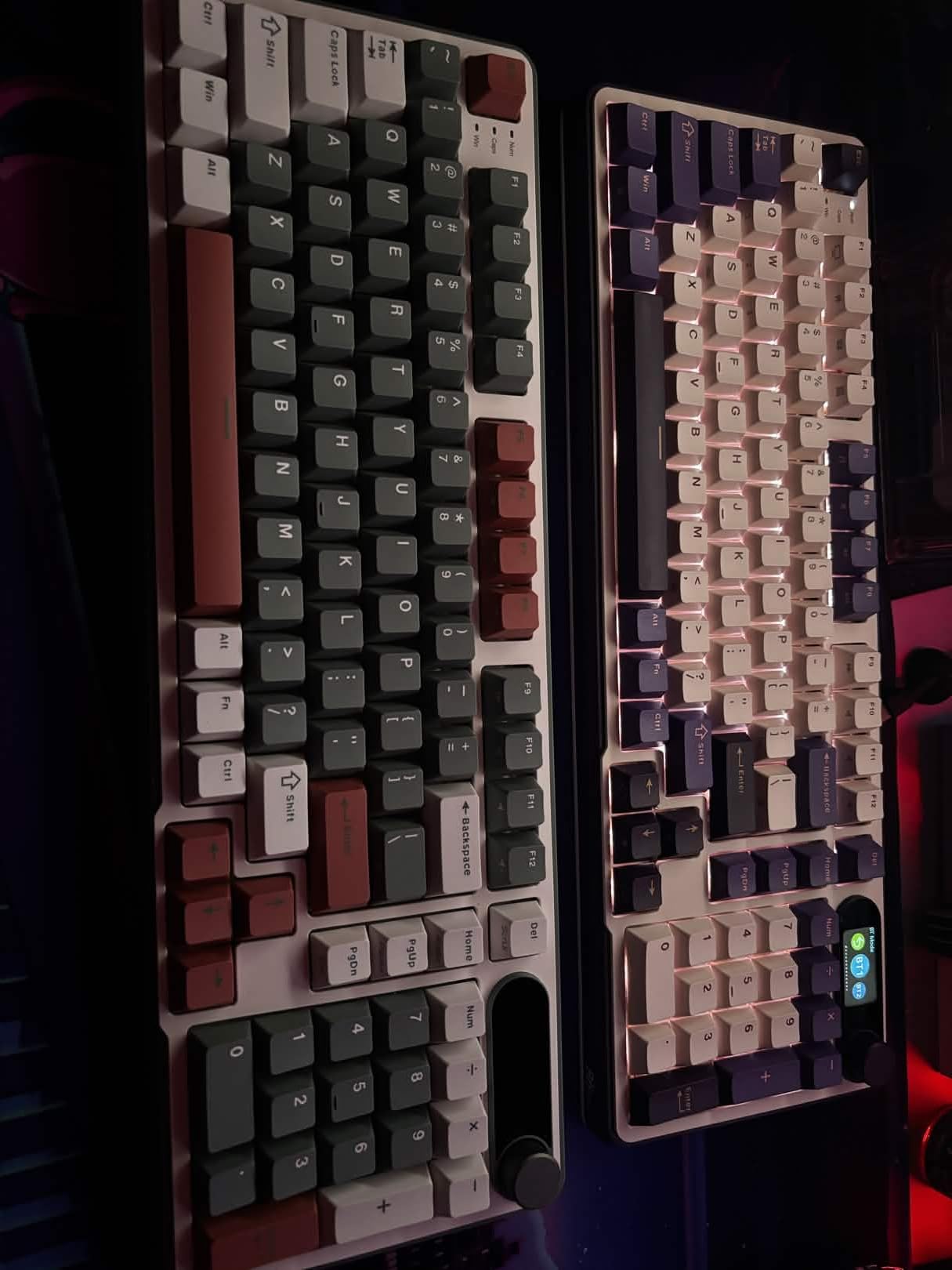 RK ROYAL KLUDGE S98 Wireless Mechanical Keyboard w/Smart Display & Knob customer photo 1