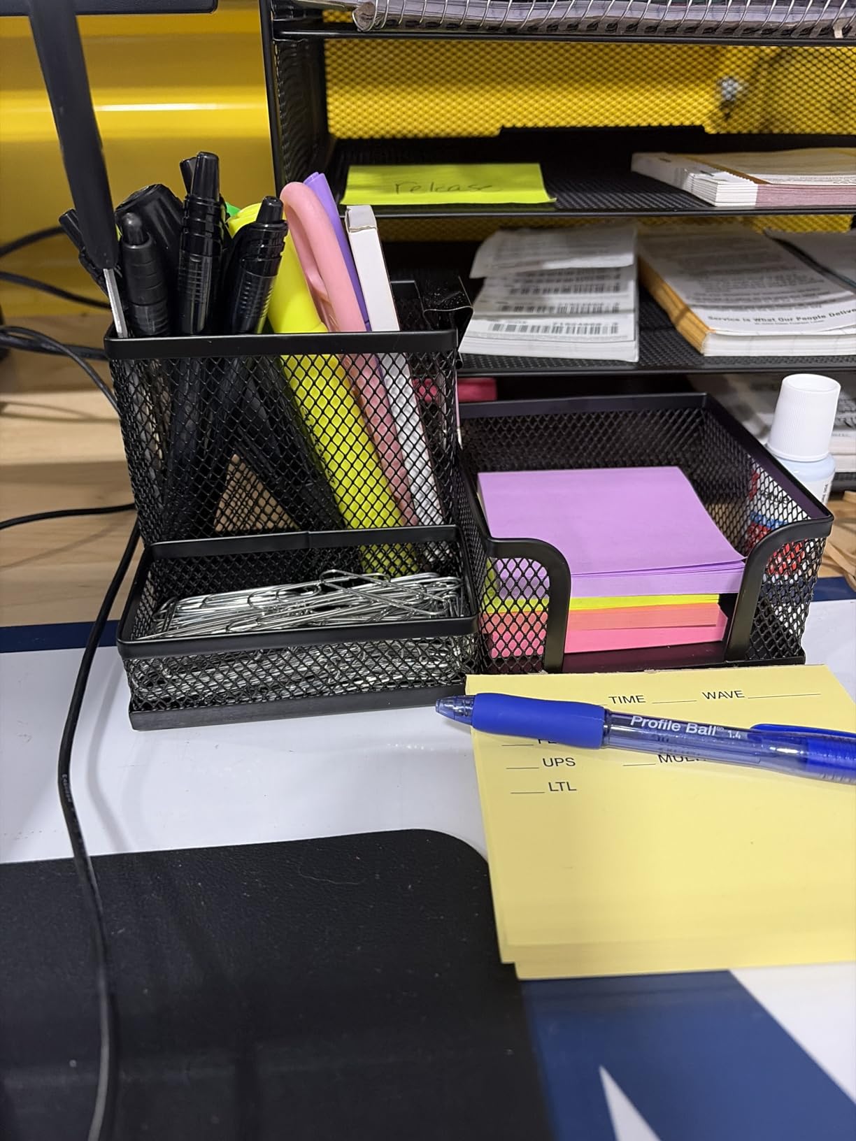 M&G Mesh Pen Holder Desk Organizers Pencil Holder for Desk Black, 3 Compartments Metal Office Supply Organizer with Sticky Notes Holder for School Home Office customer photo 2