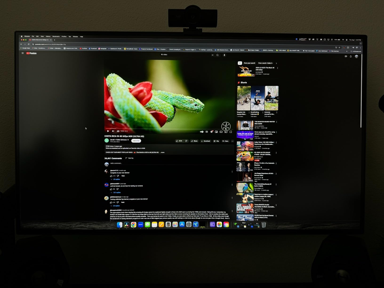 BenQ PD3225U 32 Inch 4K IPS Black UHD Thunderbolt Monitor for MacBook, AQCOLOR, 98% P3, 100% sRGB & Rec.709, USB-C 85W, KVM Switch customer photo 2