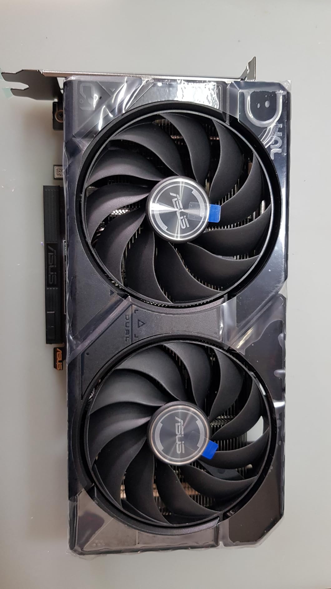 ASUS Dual GeForce RTX 4060 EVO OC Edition 8GB GDDR6 (PCIe 4.0, 8GB GDDR6, DLSS 3, HDMI 2.1a, DisplayPort 1.4a, Axial-tech Fan Design, Dual BIOS, Auto-Extreme Technology), 3 Year Warranty customer photo 2
