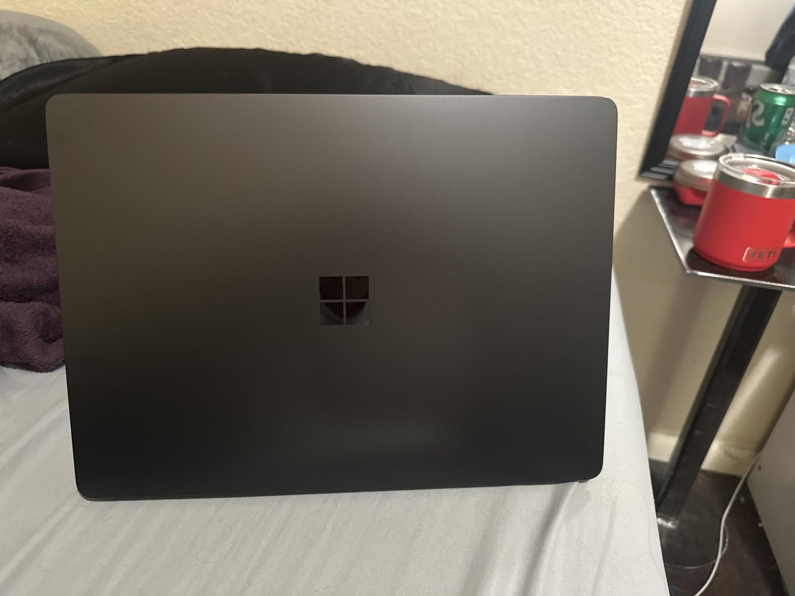 Surface Laptop (2024), Windows 11 Copilot+ PC, 15