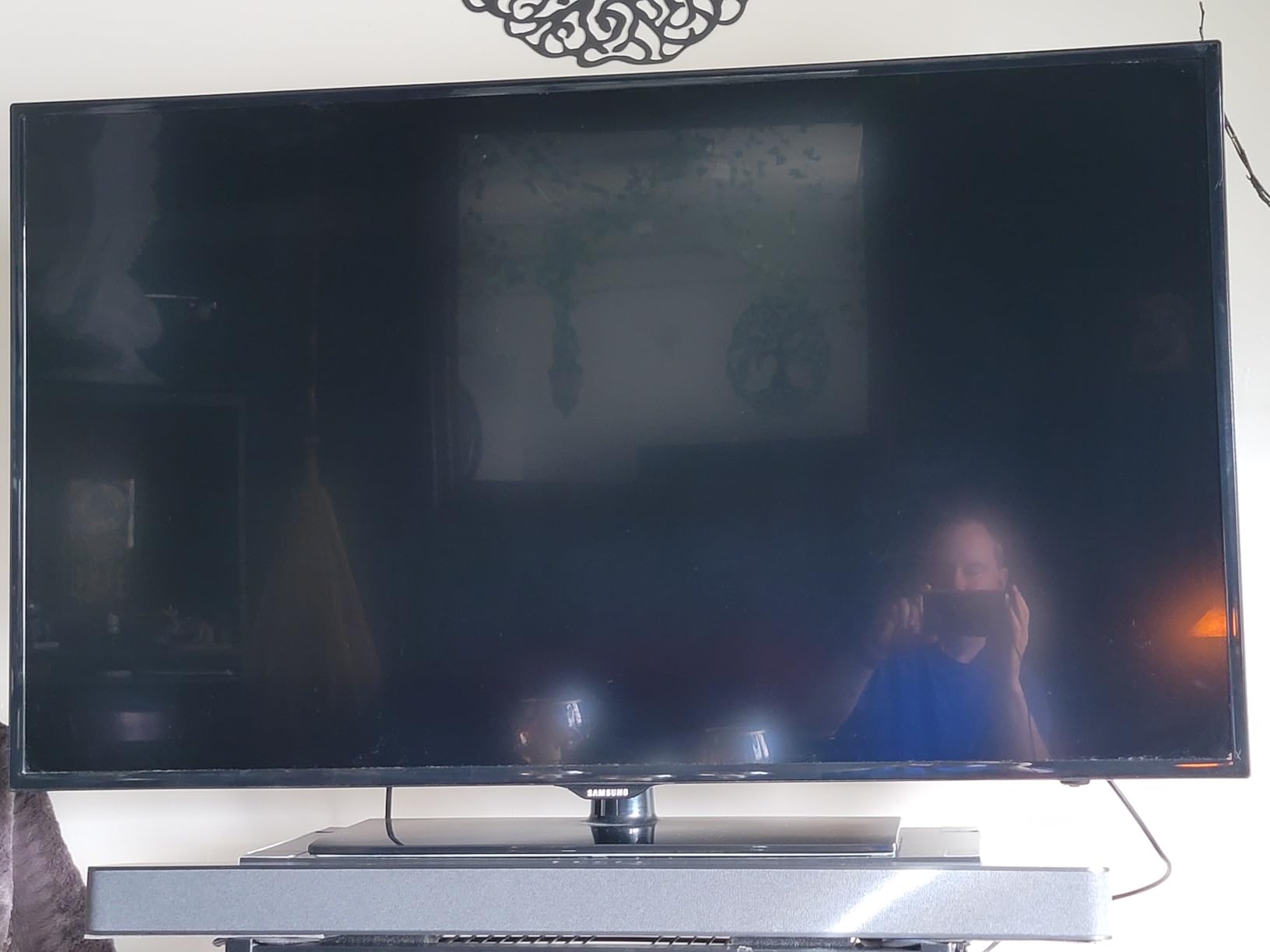 Amazon Fire TV Soundbar Plus (newest model) with built-in subwoofer, 3.1 channel, Dolby Atmos, clear dialogue customer photo 2