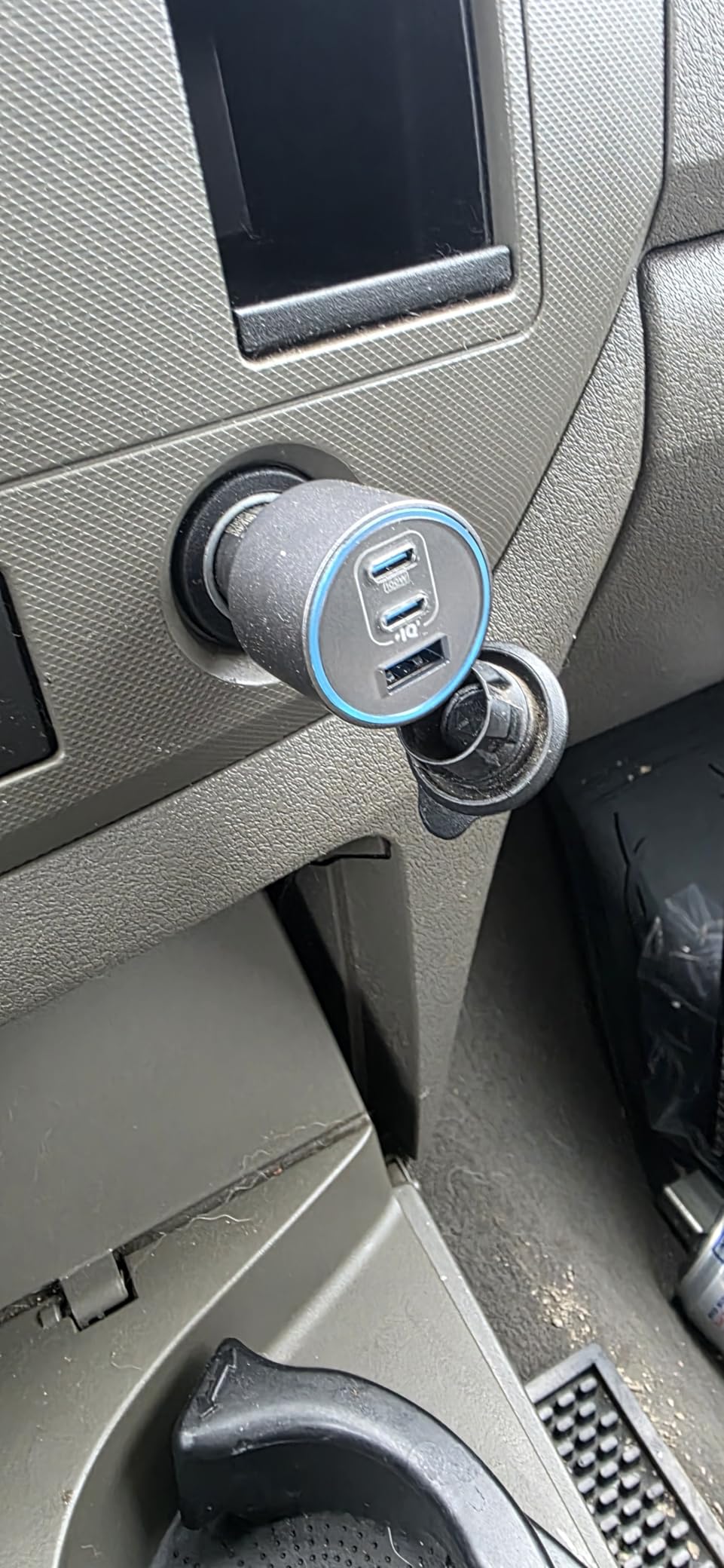 Anker iPhone 17 USB-C Car Charger, 167.5W Max 3-Port Ultra-Compact Type-C Fast Car Charger for MacBook Pro/Air, iPhone 17/16/15 Series, Samsung S25/S26, iPad Pro, AirPods and More customer photo 1