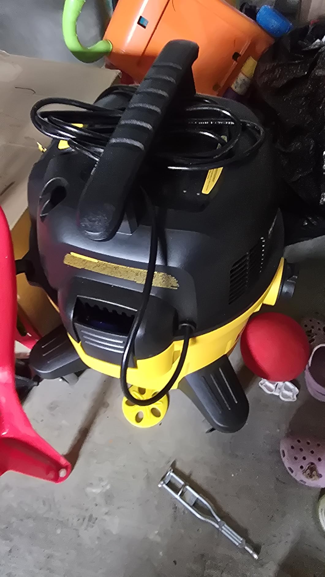 DeWALT STEALTHSONIC DXV06P-QT Wet Dry Shop Vac 6 Gallon, 5 HP Ultra Quiet Shop Vacuum customer photo 1