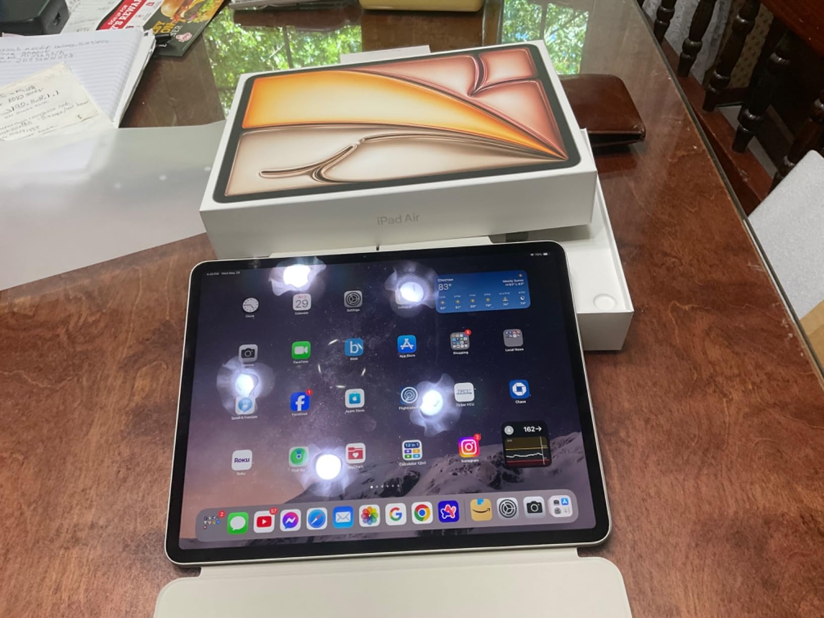 iPad Air 13-inch (M2): Built for Apple Intelligence, Liquid Retina Display, 256GB, 12MP Front/Back Camera, Wi-Fi 6E, Touch ID, All-Day Battery Life - Starlight customer photo 1