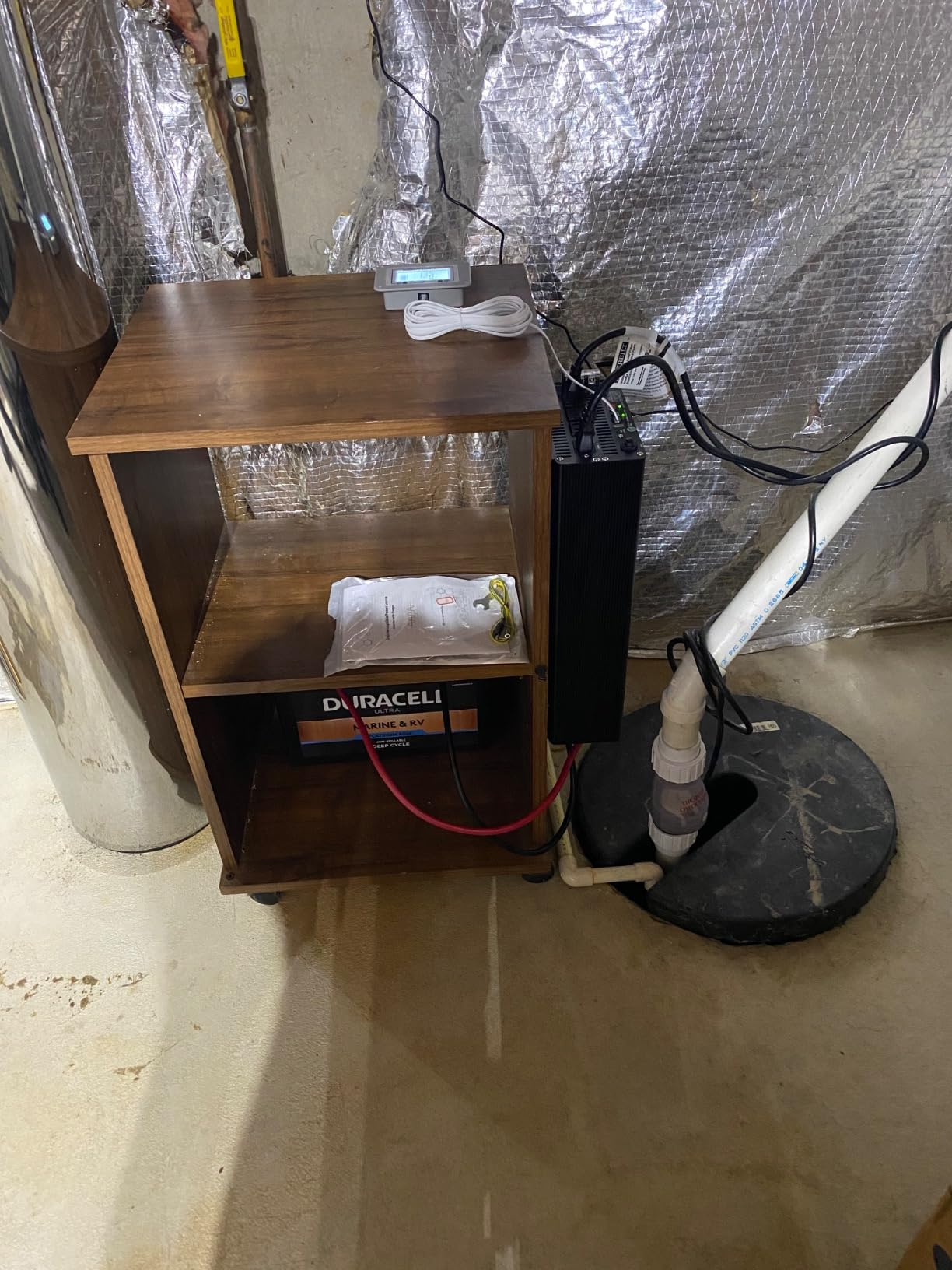 2500 Watt Sump Pump Backup Battery System, Automatic Switching to Battery Inverter Power, Professional Backup System in Case of Power Failure, Pure Sine Wave Output Remote Controller with LCD Screen customer photo 2