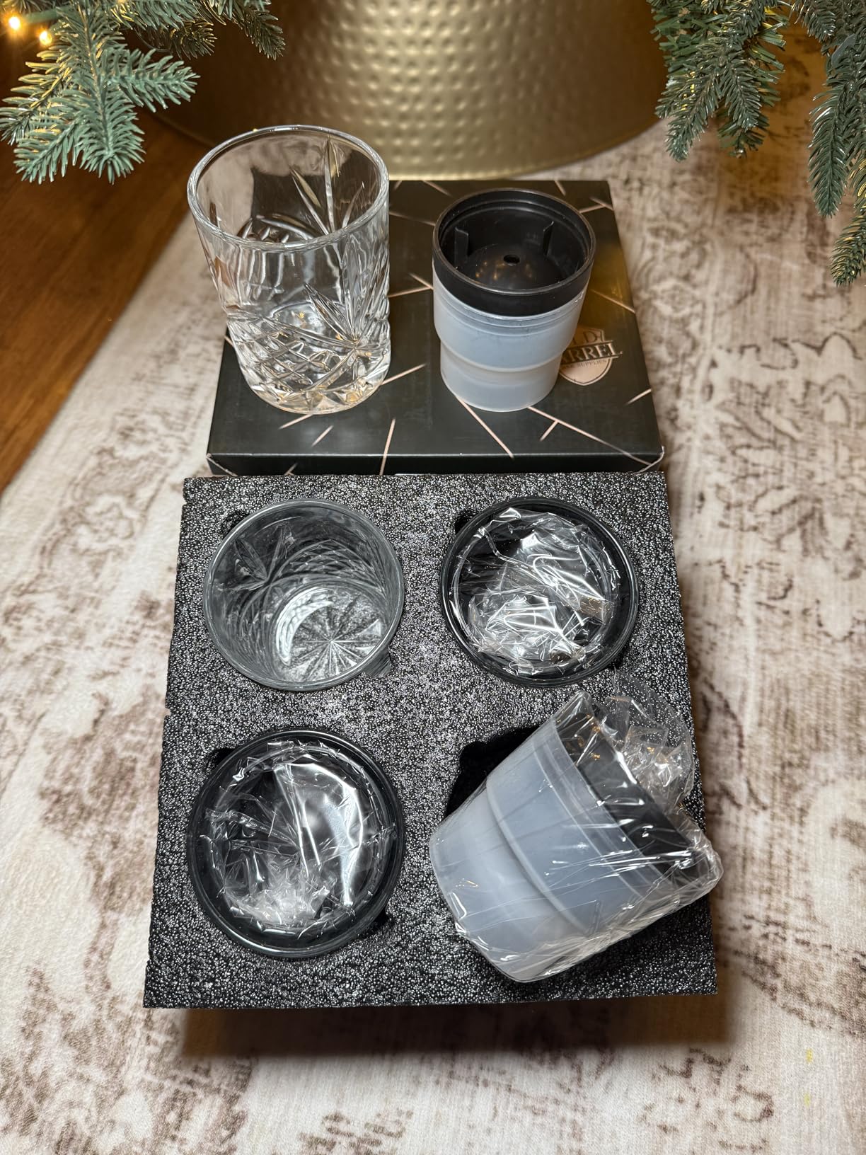 OLD BARREL Whiskey Glasses Set of 8 (4 Glasses with 4 Ice Ball Molds) 10oz Old Fashioned Crystal Glasses Gift Box - Bourbon, Scotch, Cocktail Rocks Glas - Gifts for Men, Dad, Birthday, Christmas Gift customer photo 1