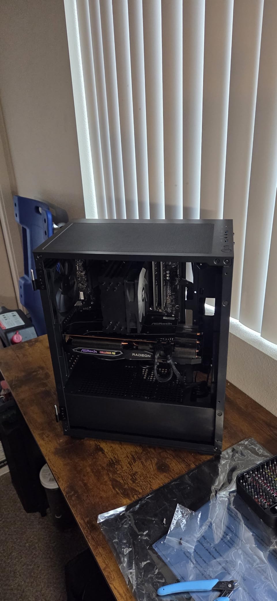 DARKROCK EC2 Black ATX Mid Tower PC Case, Type-C Ready, Supports 50 Series Graphics Cards, Tempered Glass Side Panel, up to 8 x 120mm Cooling Fans & 1 x 360mm Radiator customer photo 2