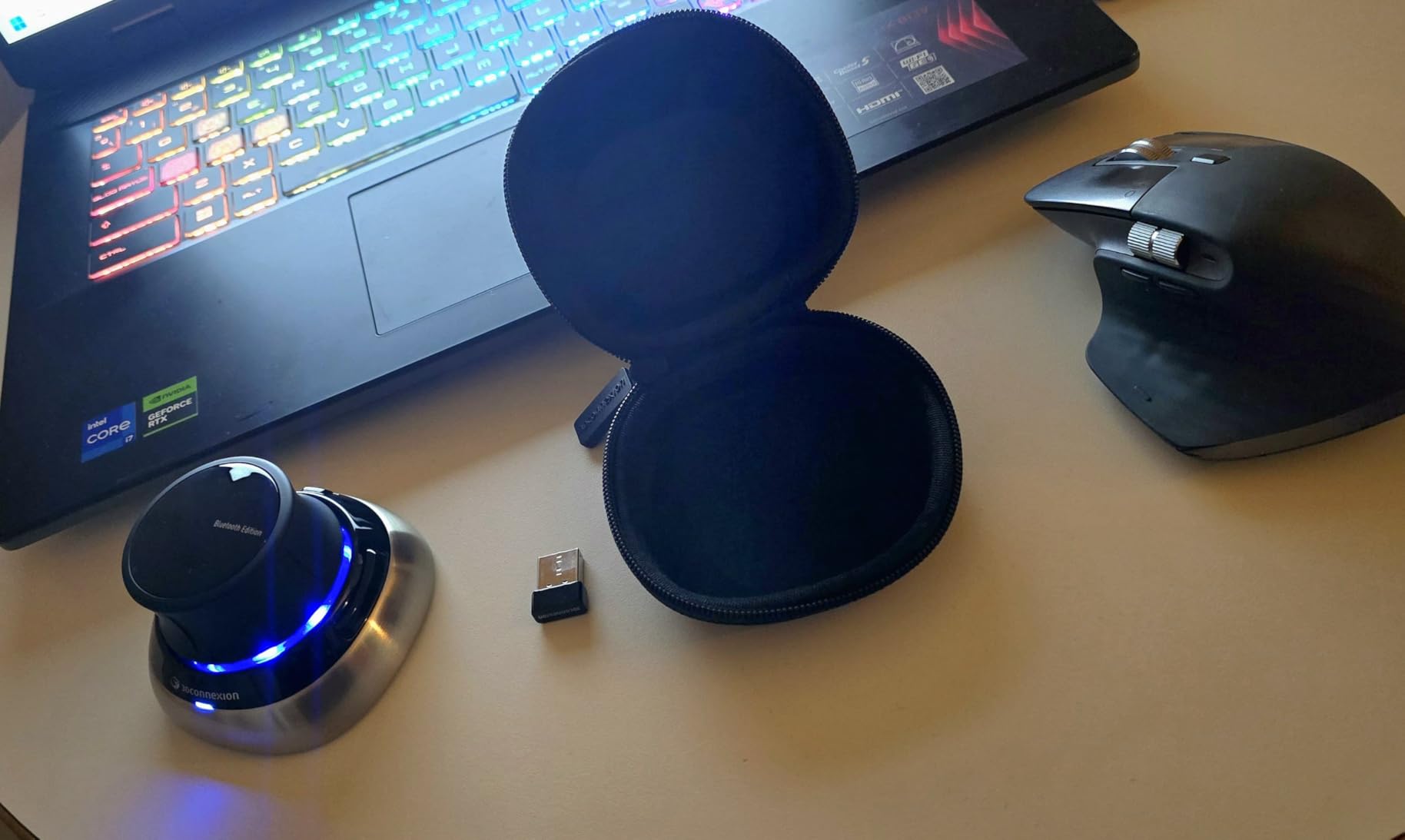 3Dconnexion SpaceMouse Wireless - Bluetooth Edition 3DX-700115 customer photo 1