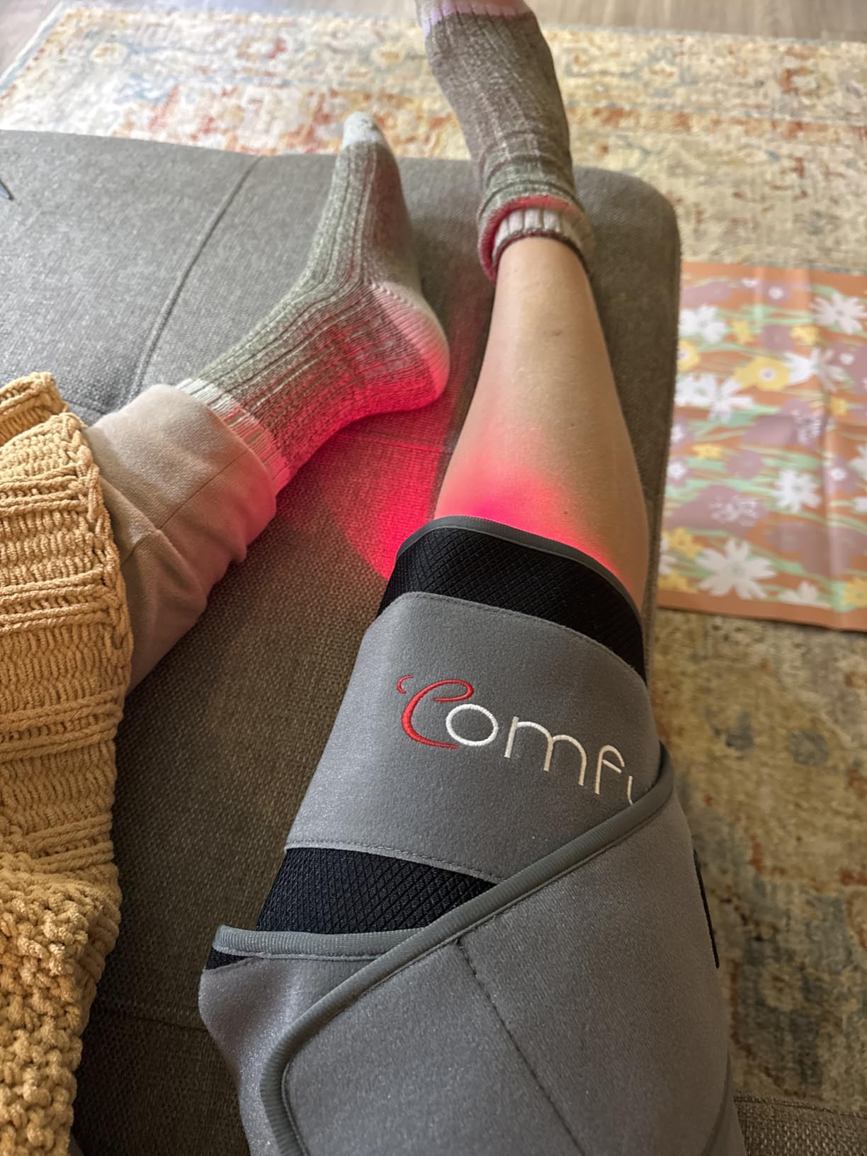 Comfytemp Red Light Belt with 126 LEDs, 660nm & 850nm, 22W(Corded) | Wearable Near Infrared Light Wrap with Timer, Home Office Use, Waist Belly Birthday Gifts for Women Men Mom Dad customer photo 2