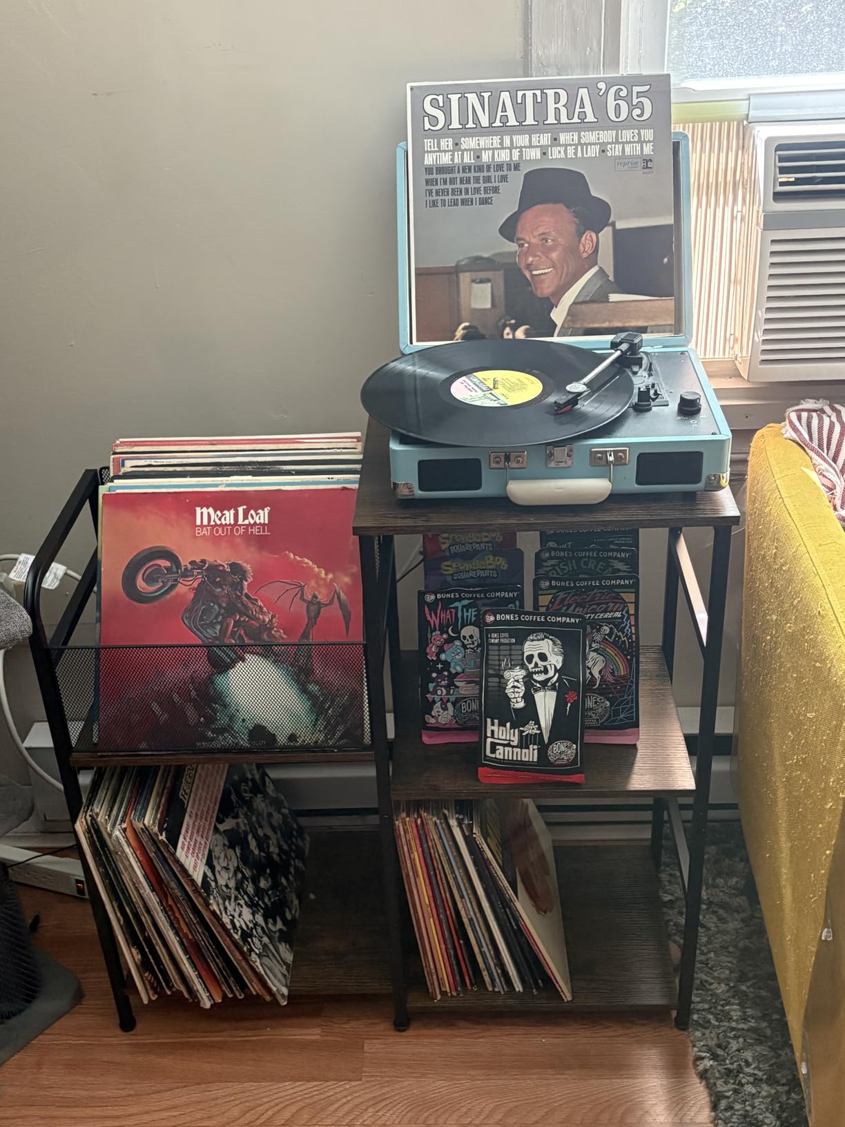 ThreeHio Record Player Stand, Turntable Stand with Vinyl Storage Holds up to 300+ Albums, Storage Cabinet for Vinyl Records, Record Player Table for Living Room customer photo 1