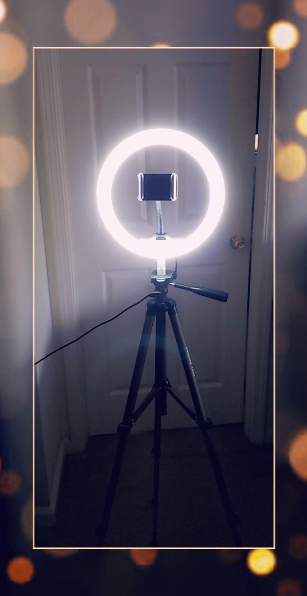 UBeesize 22'' Ring Light with 72'' Stand, 60W Large Ring Light with Phone Holder, Dimmable LED Light for Makeup Barber Stylist Tattoo YouTube TikTok Photography customer photo 2