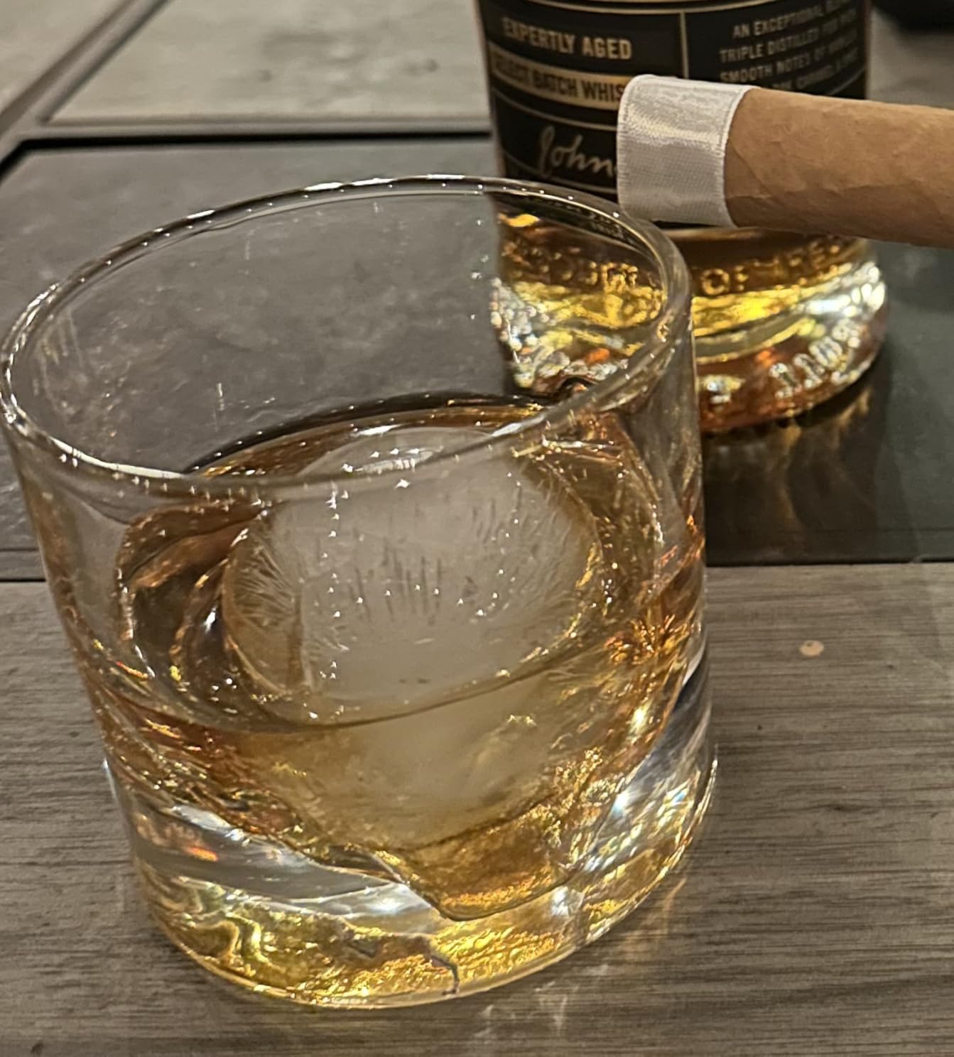 LIITON American Peaks Heavy Crystal Whiskey Glasses Gift Set of 4, Thick Freezable Bourbon Glass 1lb Each, Premium Whiskey Gifts for Men, Frozen Crystal Chills Cocktails Collins Glass, 10 oz customer photo 1