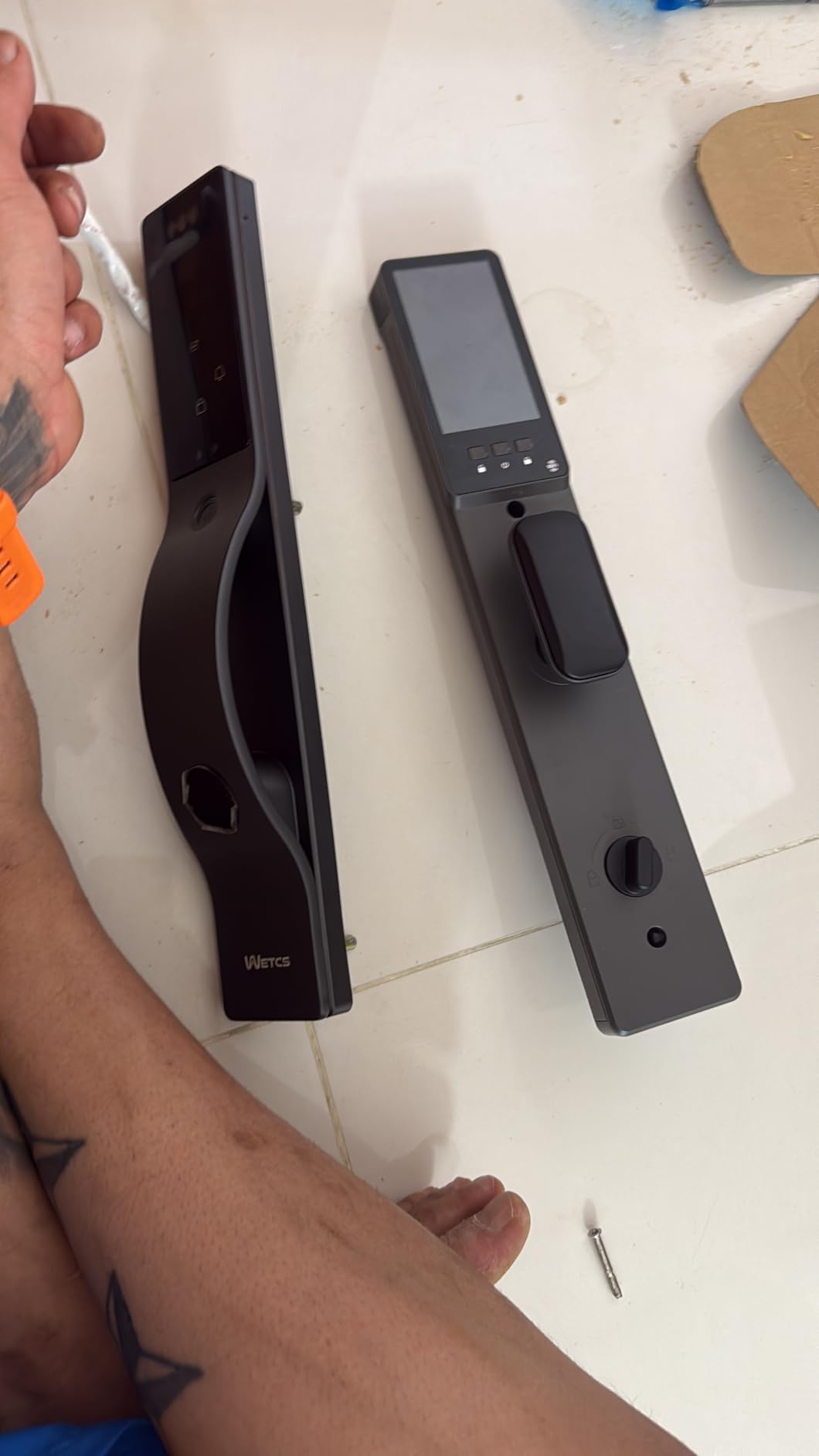 Smart Door Lock with Camera: 3D Face Recognition, Keyless Door Lock with Biometric Fingerprint, Passcode, IC Card, Mechanical Key, Doorbell, Video Intercom, WiShome App, Auto-Lock, Front Door Lock customer photo 1