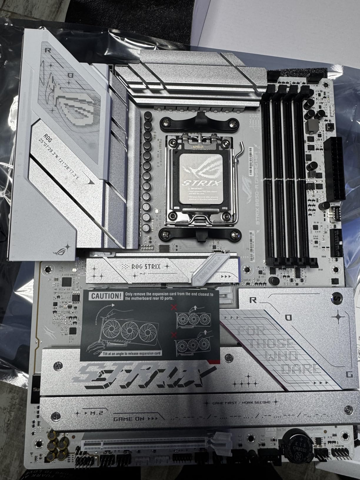 ROG Strix B850-A Gaming WiFi AMD AM5 B850 ATX Motherboard 14+2+2 Power Stages, DDR5 AEMP, 2.5G LAN, WiFi 7 with Q-Antenna, 4X M.2, PCIe 5.0, USB 20Gbps Type-C, AI Networking II, ASUS AI Advisor customer photo 2