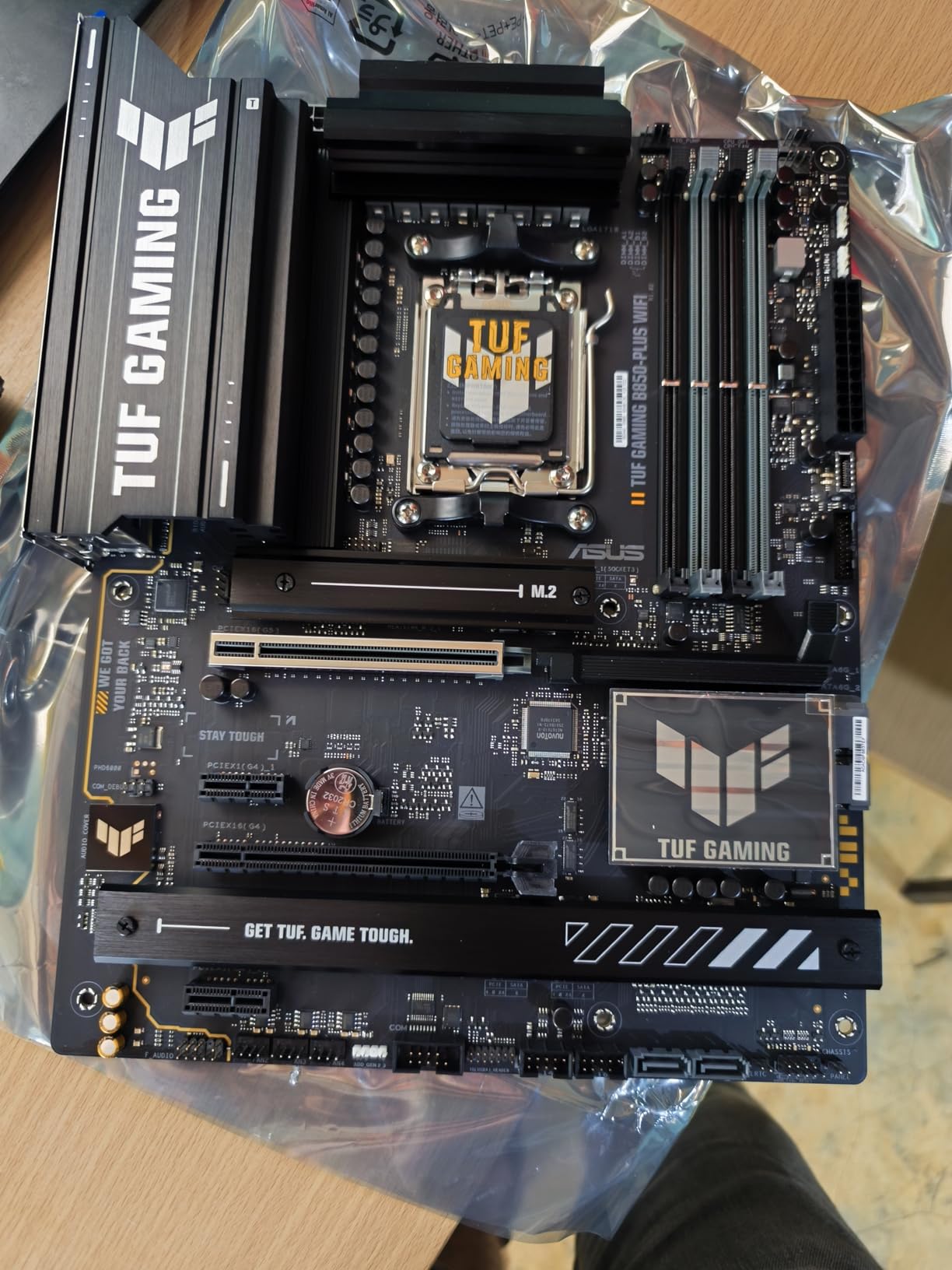 ASUS TUF Gaming B850-PLUS WiFi AMD AM5 B850 ATX Motherboard, 14+2+1 80A Stages, AI Ready, DDR5, PCIe 5.0, 3X M.2, Wi-Fi 7, 2.5Gb LAN, DisplayPort, HDMI™, USB 10Gbps & 20Gbps Type-C®, BIOS Flashback™ | Wi-Fi 7, DisplayPort, HDMI™, USB 10Gbps & 20Gbps Type-C, 14+2+1 80A Stages, AI Ready, DDR5, PCIe 5.0, 3X M.2, 2.5Gb LAN customer photo 2