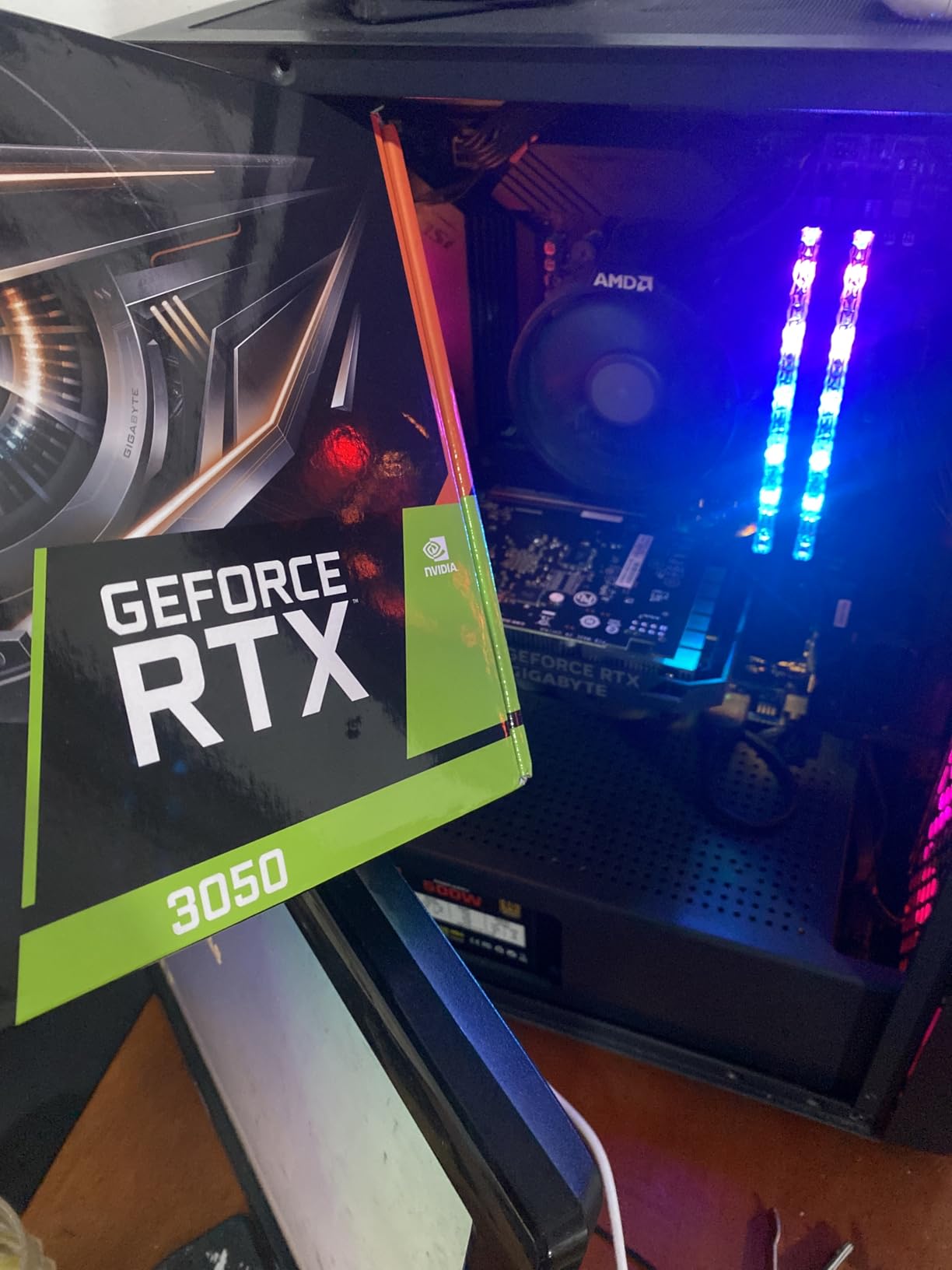 GIGABYTE GeForce RTX 3050 WINDFORCE OC V2 6G Graphics Card, 6GB GDDR6 customer photo 1