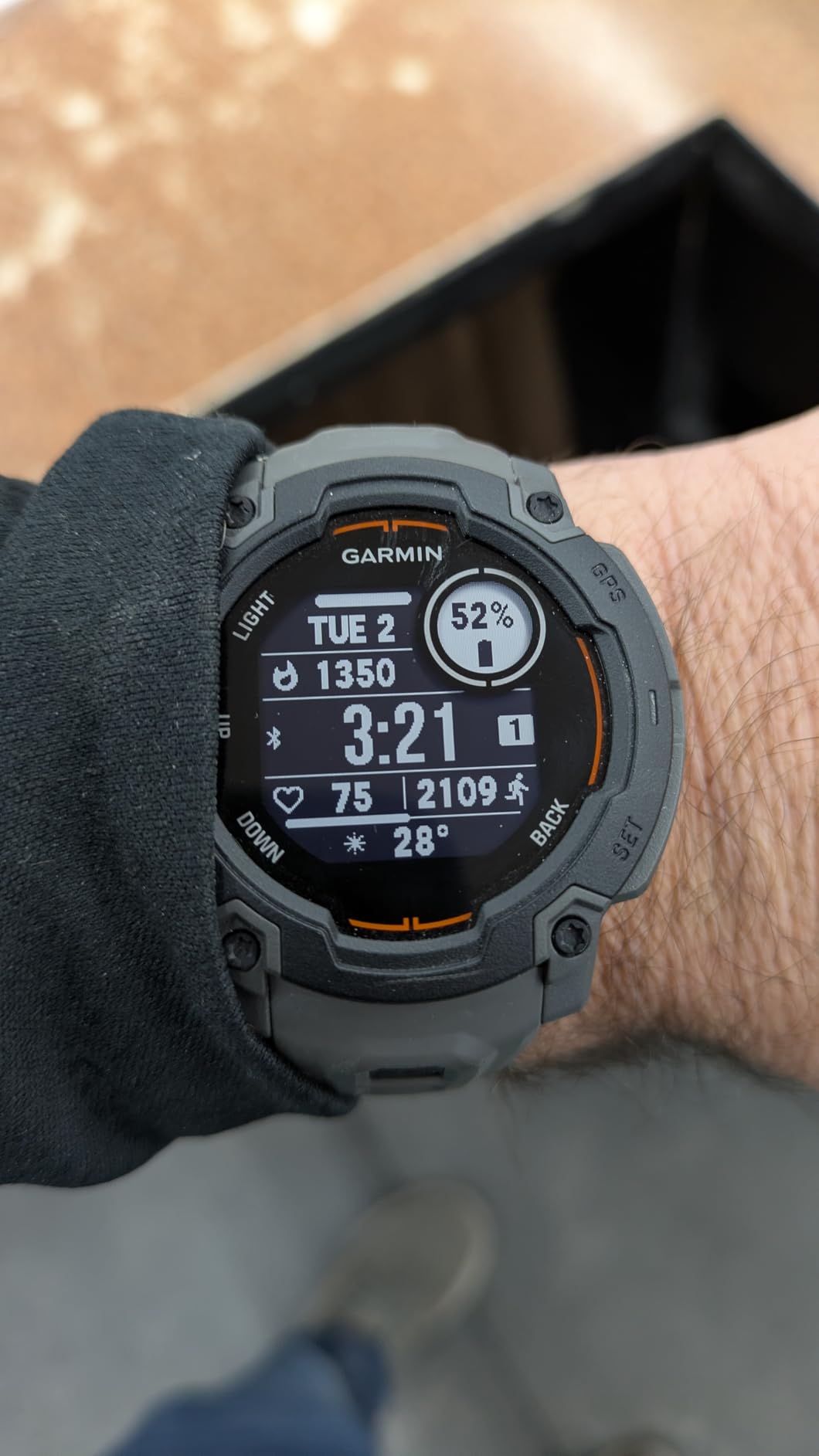Garmin Instinct® E, Rugged GPS Smartwatch, 45mm, Charcoal customer photo 1