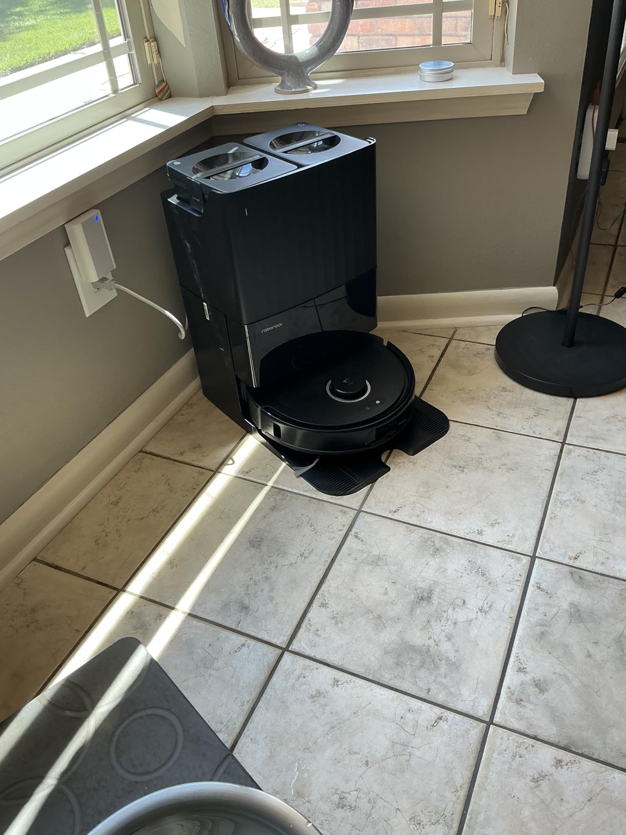 roborock Qrevo S5V Robot Vacuum and Mop, FlexiArm Edge Mopping | 12,000Pa, Dual Zero-Tangle System, Smart Obstacle Avoidance, 10mm Mop Lifting, Auto Mop Washing&Drying, Self-Emptying customer photo 2