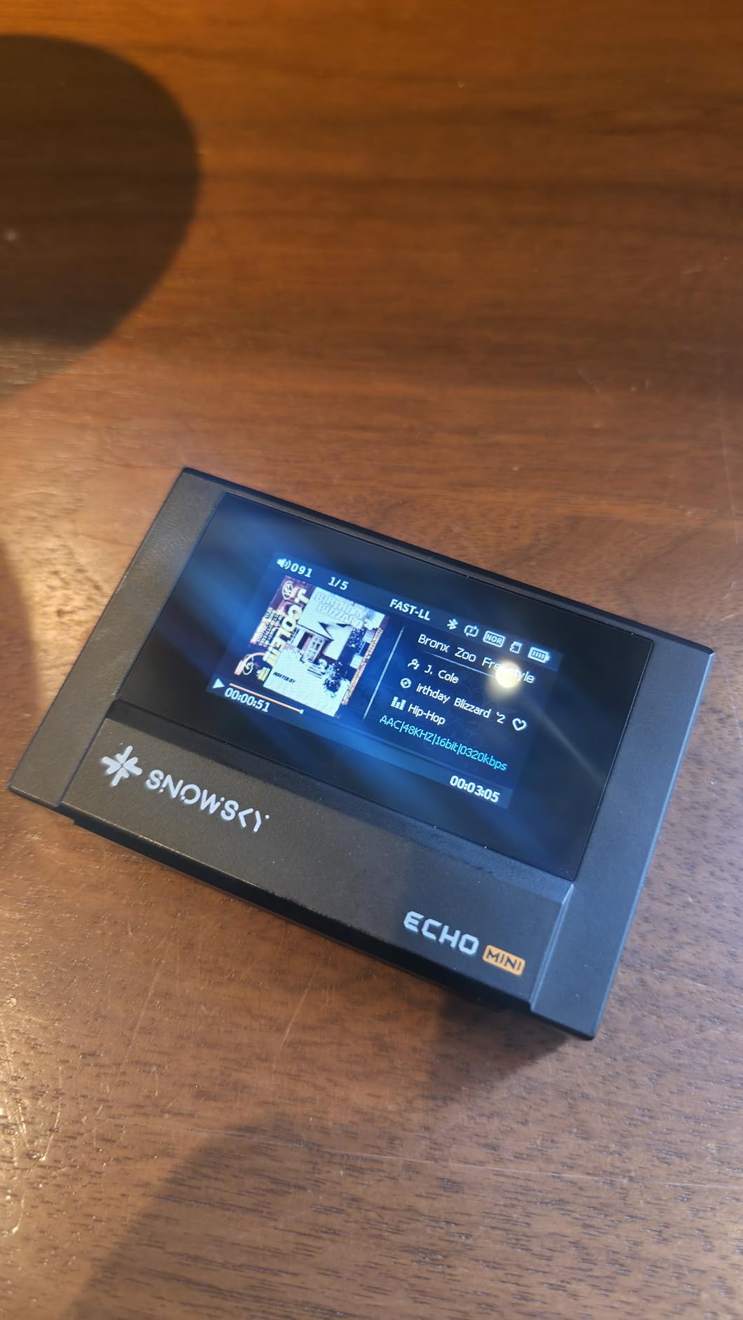 SnowSky/FiiO Echo MINI HiFi Bluetooth MP3 Player, 15Hours Playback, Independent Volume Control with 3.5mm/4.4mm Headphones Outputs (Black) customer photo 2