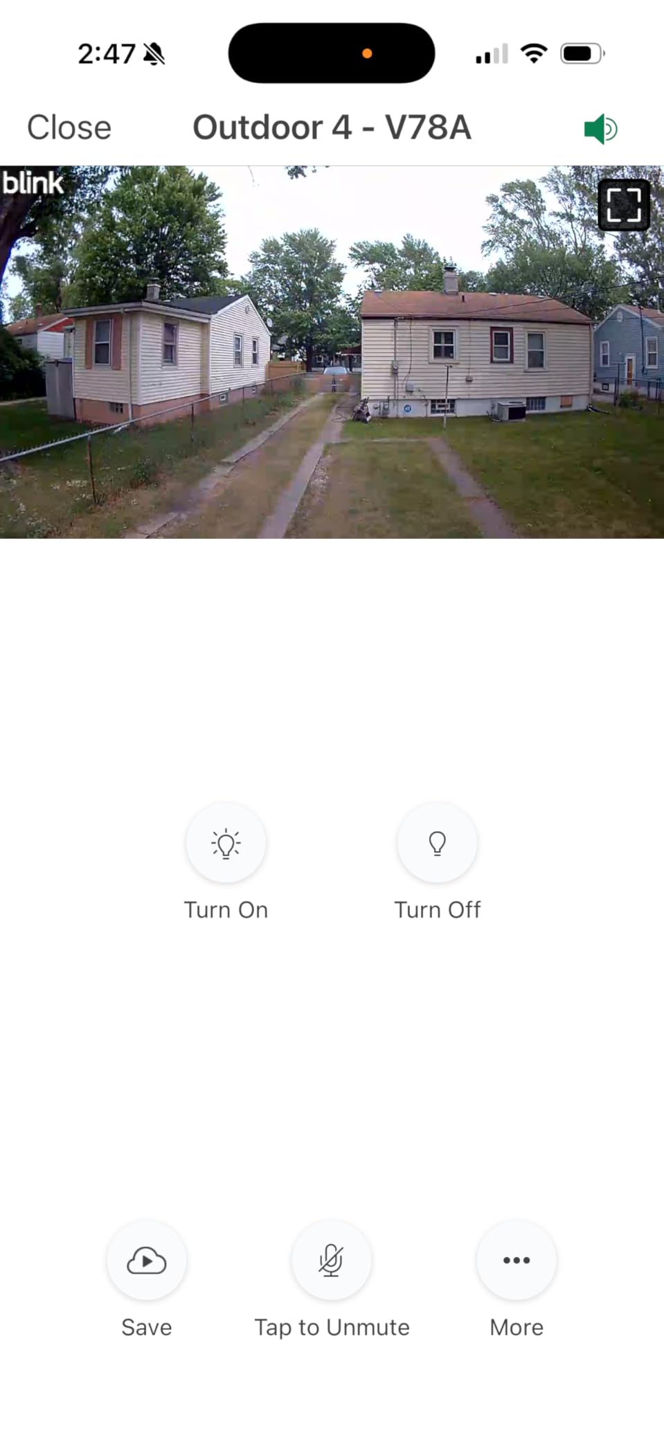 Blink Outdoor 4 Floodlight Camera - Wireless smart security camera, 700 lumens, two-year battery life, enhanced motion detection, Sync Module Core included - 1 camera system customer photo 2
