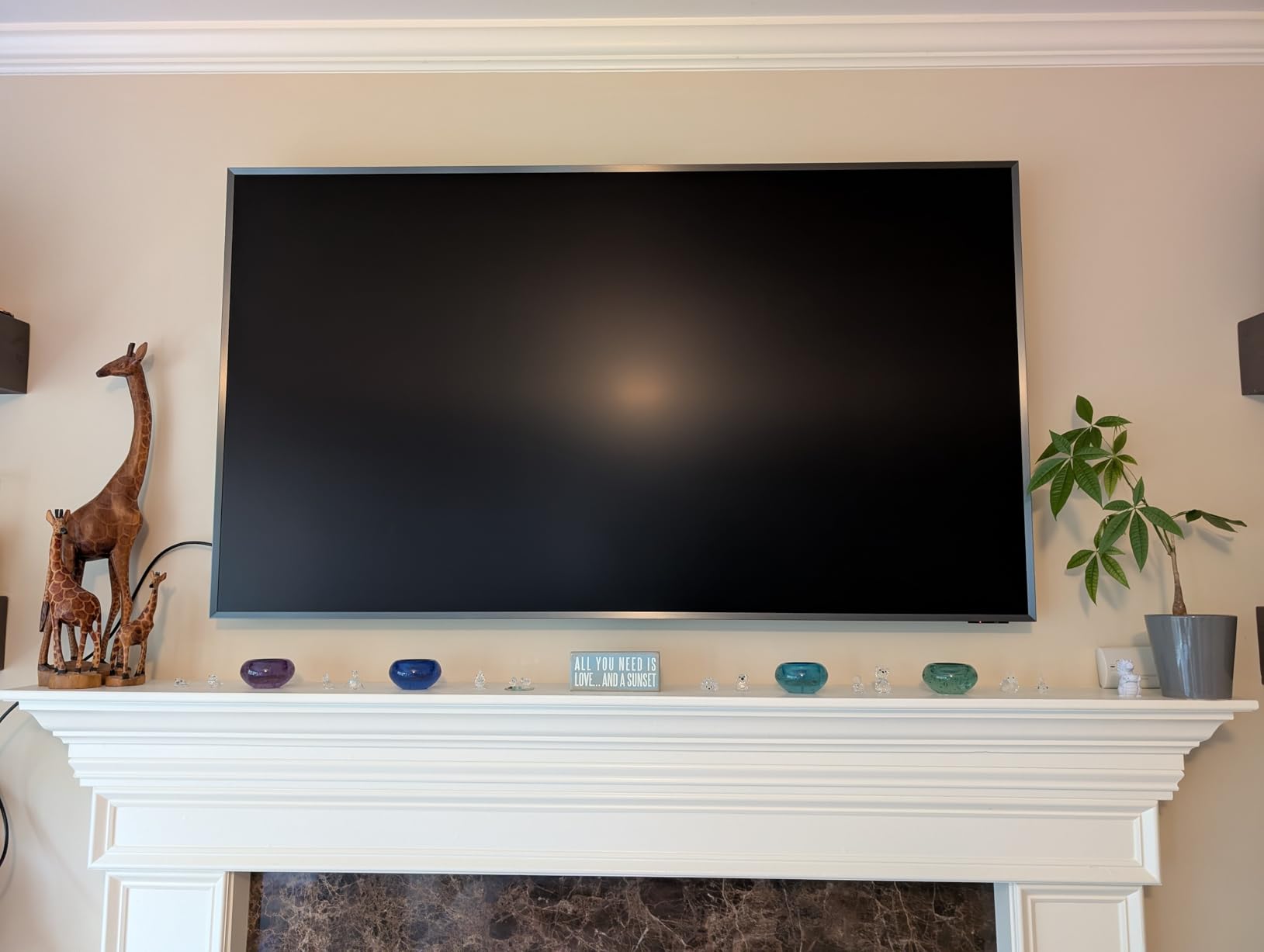 Samsung 75-Inch Class Neo QLED 8K QN900F Series, Vision AI, Mini LED Smart TV (2025 Model, 75QN900F) Neo Quantum HDR 8K Pro, Object Tracking Sound + w/Dolby Atmos, Glare Free, Alexa Built-in customer photo 1