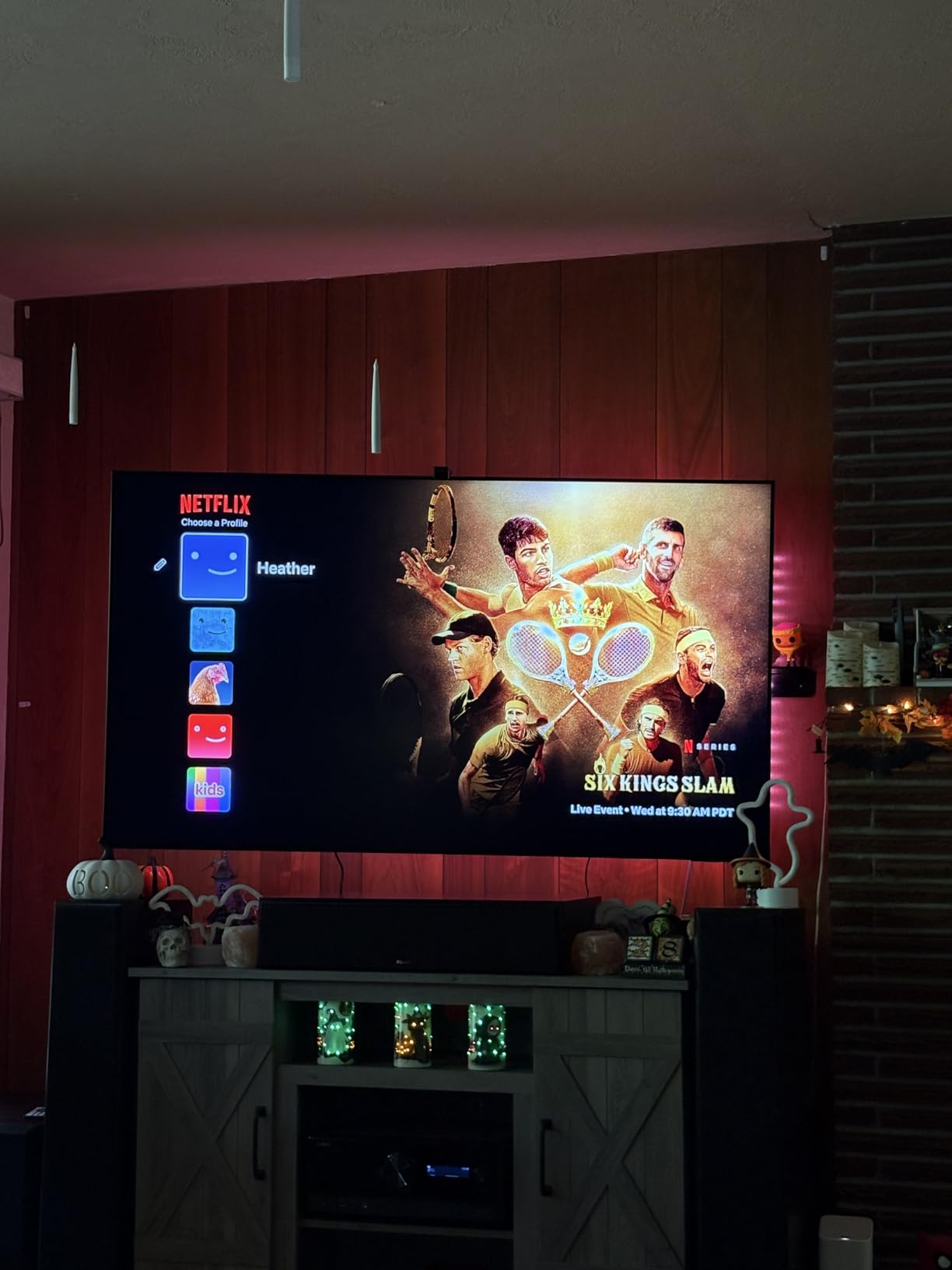 Samsung 85-Inch Class Neo QLED 4K QN90F Series, Vision AI, Mini LED Smart TV (2025 Model, 85QN90F) Neo Quantum HDR+, Object Tracking Sound+ w/Dolby Atmos, Glare Free, Gaming Hub, Alexa Built-in customer photo 2