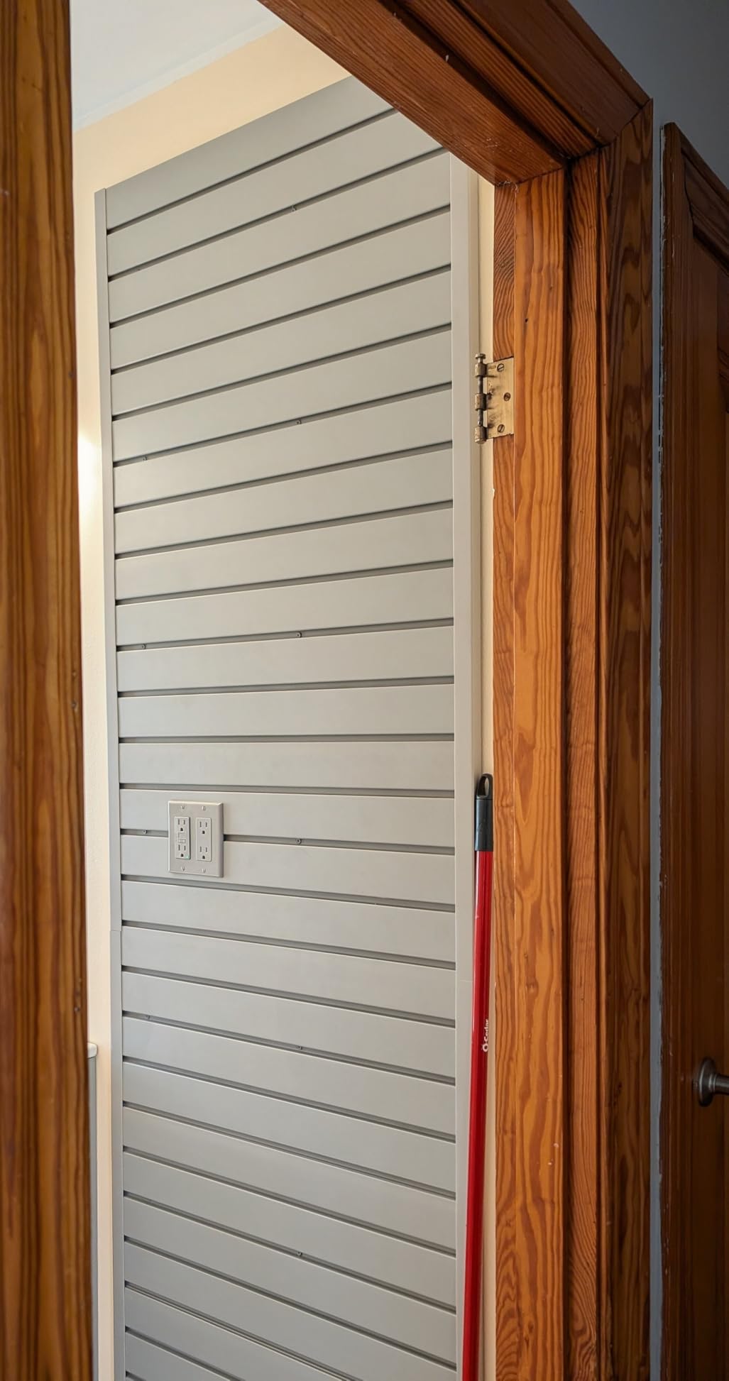 VEVOR Slat Wall Paneling, 8 x 4 ft, PVC Garage Slatwall without Accessories, Grey Slat Wall Easy-to-Install Adjustable Slatwall Panel with Coupling Structure & DIY Cutting, Fits for Storage & Display customer photo 1
