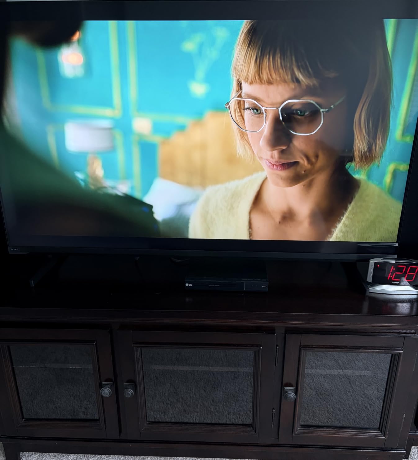 Sony BRAVIA 2 II 43 Inch 4K Ultra HD LED Smart TV with Google TV and Exclusive Features for PlayStation 5 (K-43S20M2) customer photo 1