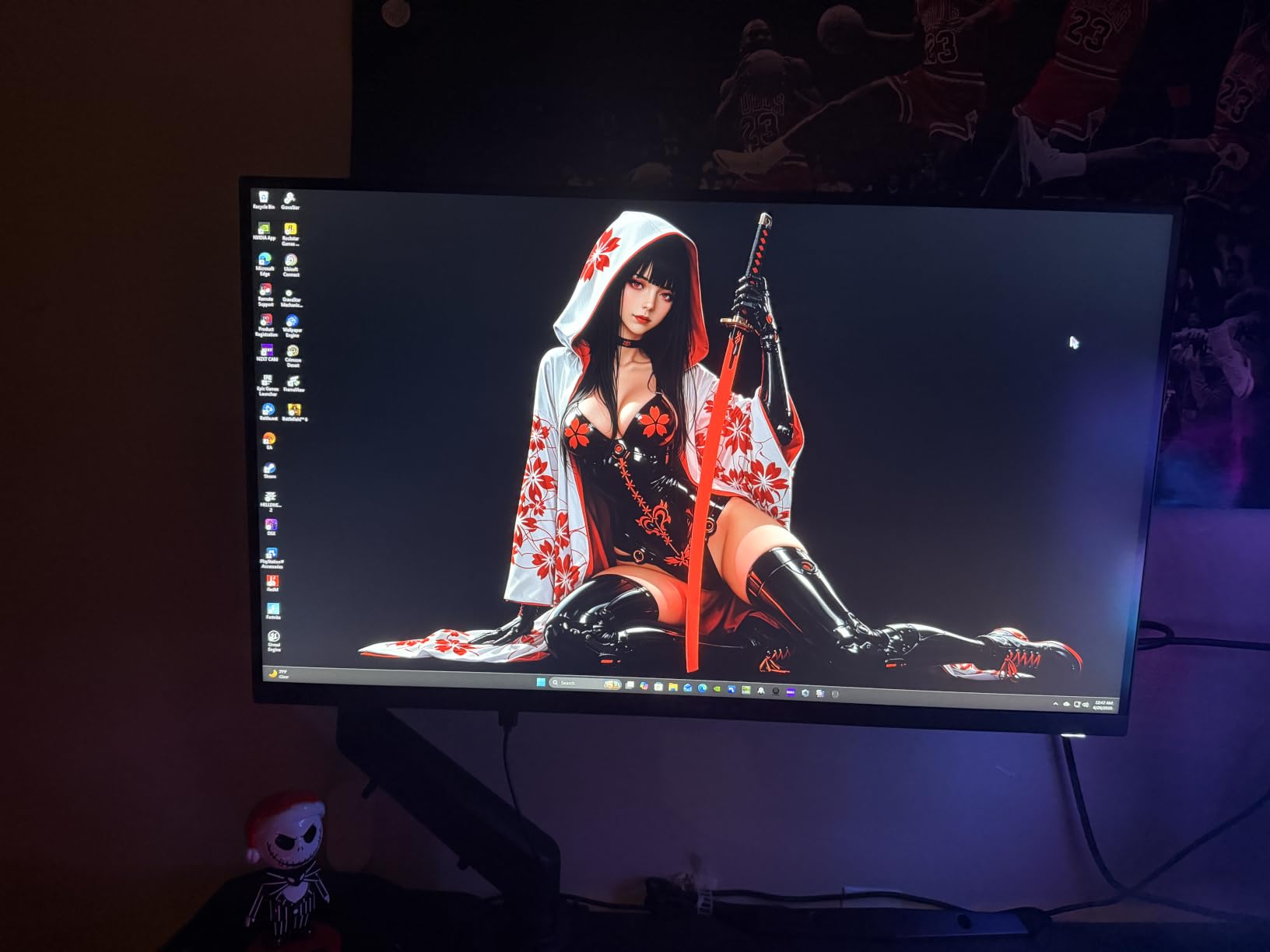 Alienware 27 Gaming Monitor - AW2725DM - 27-inch QHD 180Hz 1ms Display, IPS, NVIDIA G-SYNC, AMD Freesync, VESA AdaptiveSync customer photo 2