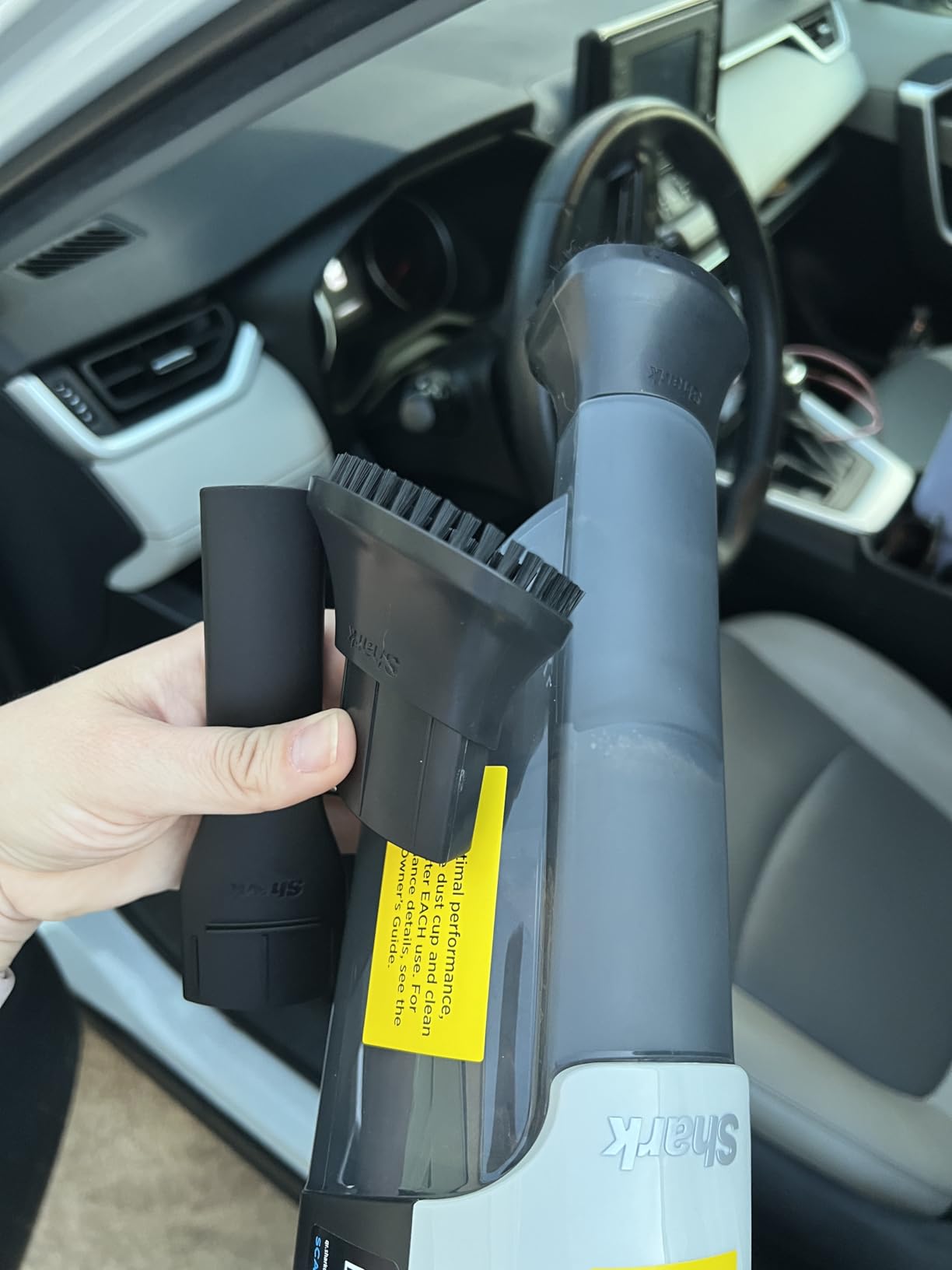 Shark Cyclone PET Handheld Vacuum, Pearl White, AA701 customer photo 1
