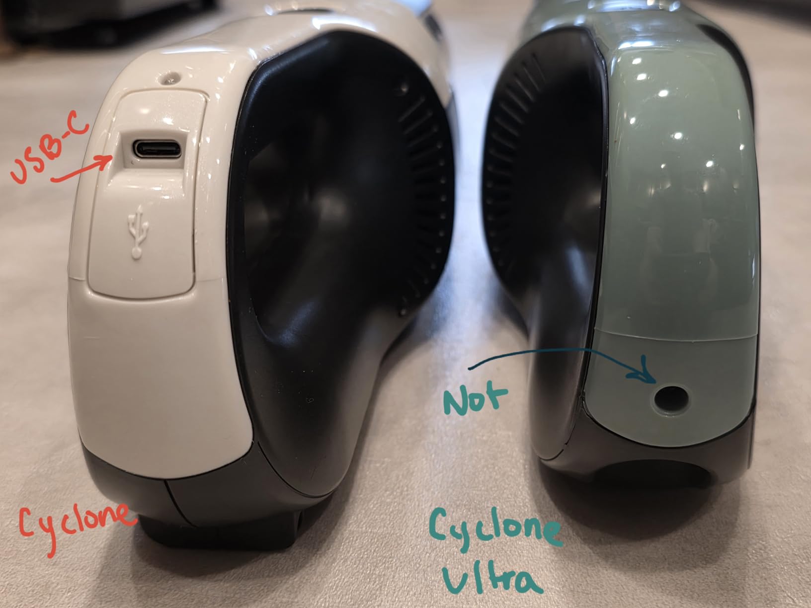Shark Cyclone PET Handheld Vacuum, Pearl White, AA701 customer photo 2