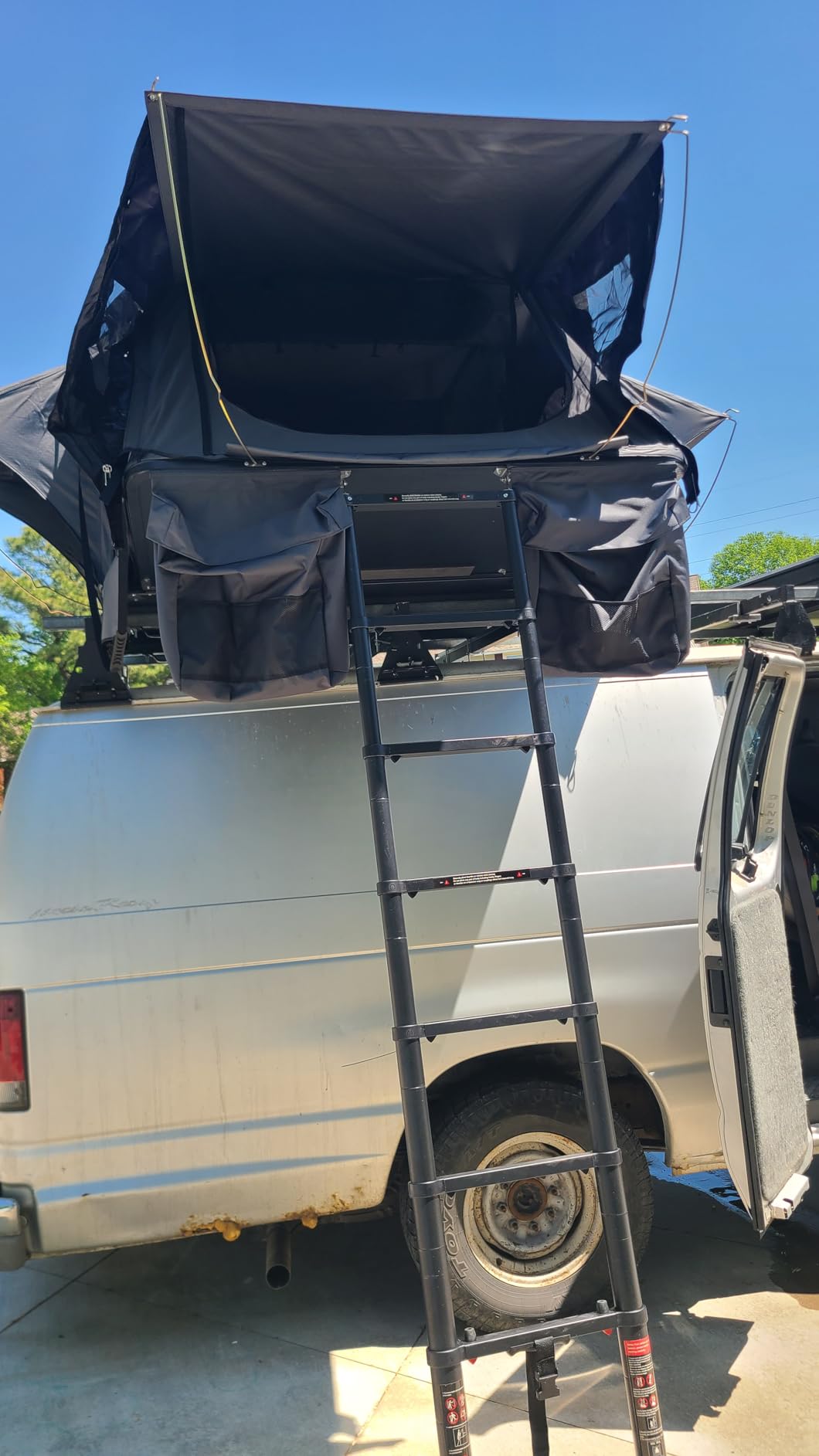 Sanhima Rooftop Tent Hard Shell - Jervis Overland Aluminium ABS Roof Top Tent w/Stargaze Window & LED Strip Light for Car SUV Truck Camping, 2-3 People customer photo 1