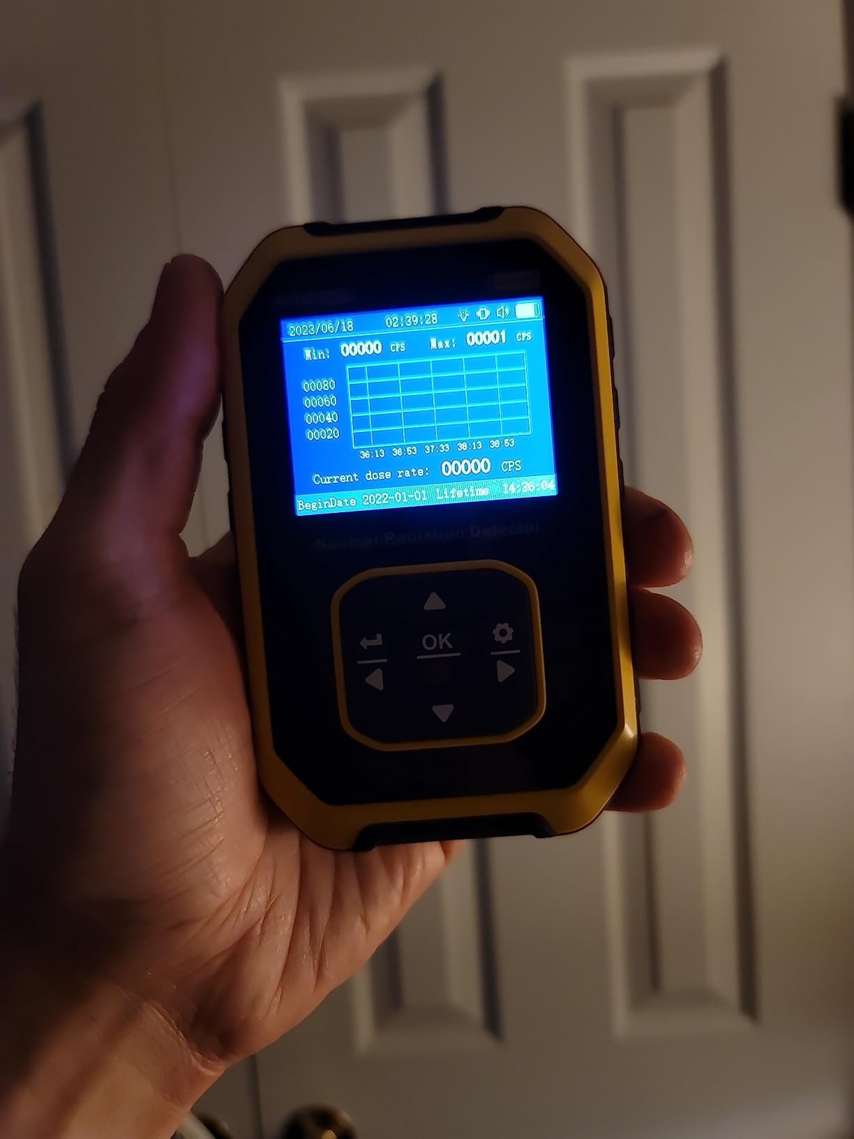 FNIRSI GC-01 Geiger Counter Nuclear Radiation Detector, Curve Display | Handheld Rechargeable Beta Gamma X-ray Radiation Monitor Meter, 5 Dosage Units, Radiation Dosimeter Nuclear Survival Kit customer photo 2