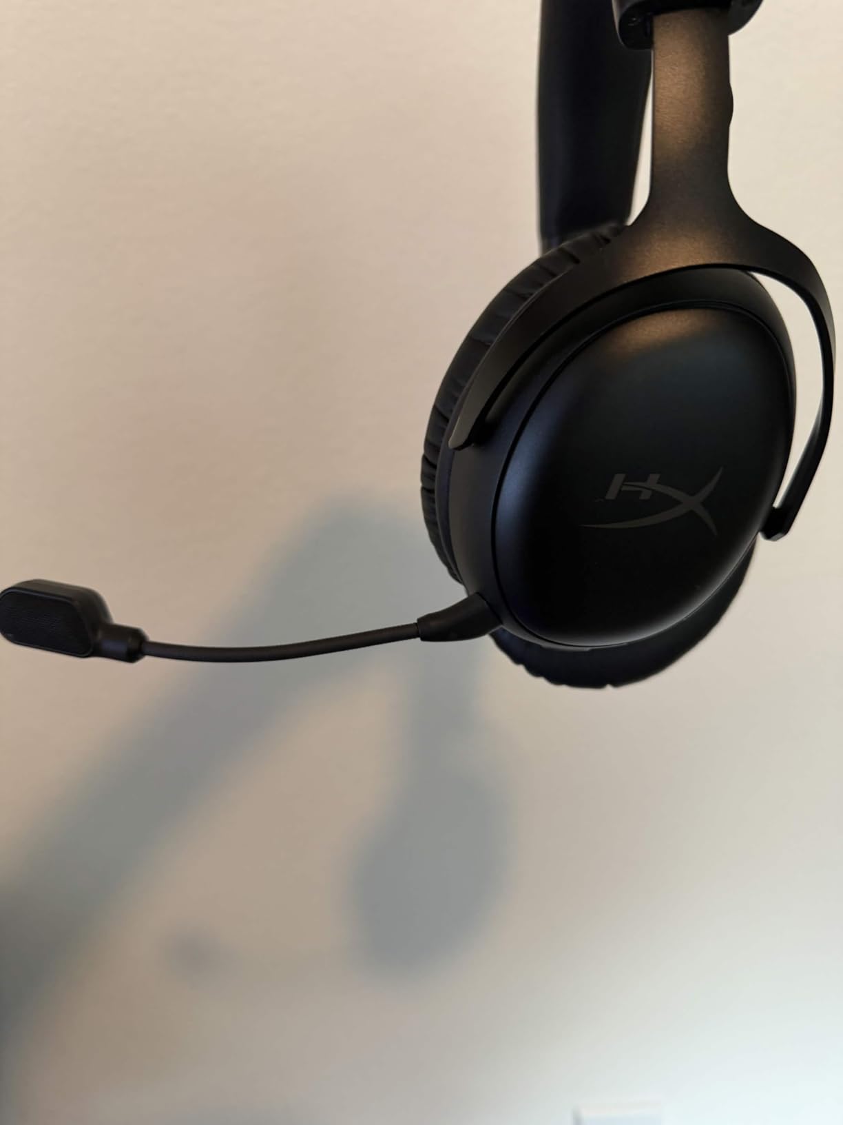 HyperX Cloud III S Wireless Gaming Headset Multi-Platform, 2.4GHz, Bluetooth, 120 Hrs Battery, 53mm Angled Drivers, Detachable Mic customer photo 1