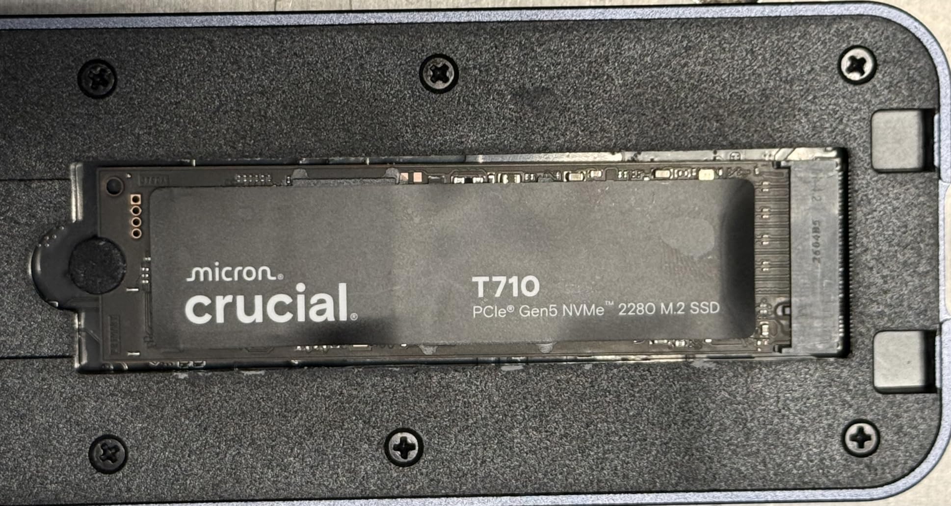 Crucial T710 PCIe Gen5 NVMe 2TB SSD, Up to 14,900 MB/s, Laptop & Desktop Compatible (PC), for Creatives and Hardcore Gamers, Solid State Drive, Includes 1Mo Adobe CC - CT2000T710SSD8-01 customer photo 2