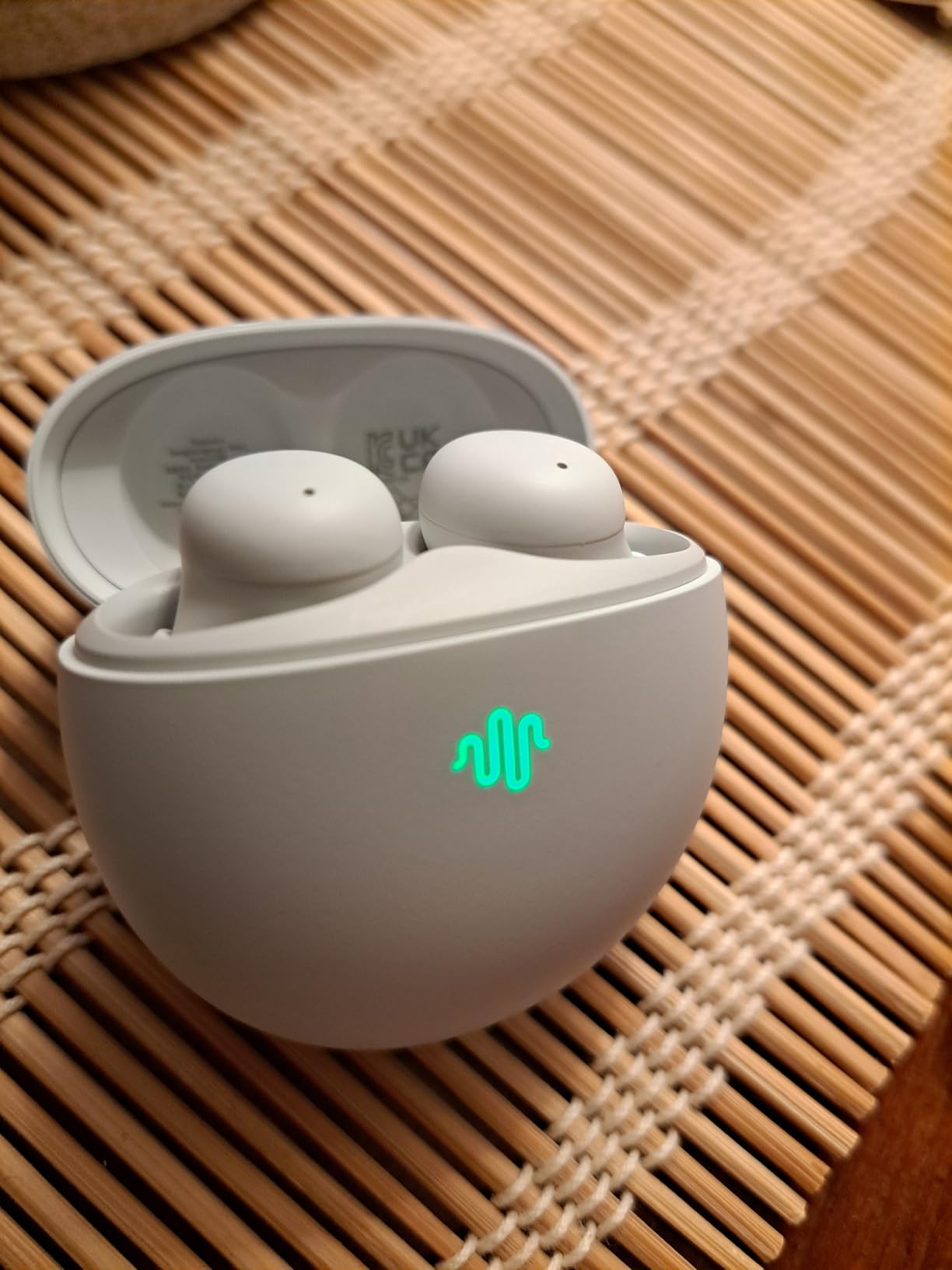 dbbeats Sleep Earbuds with Heart Rate Tracking & Brainwave Audio | Comfortable Fit for Side Sleepers, Noise Cancelling, Meditation & Focus customer photo 1
